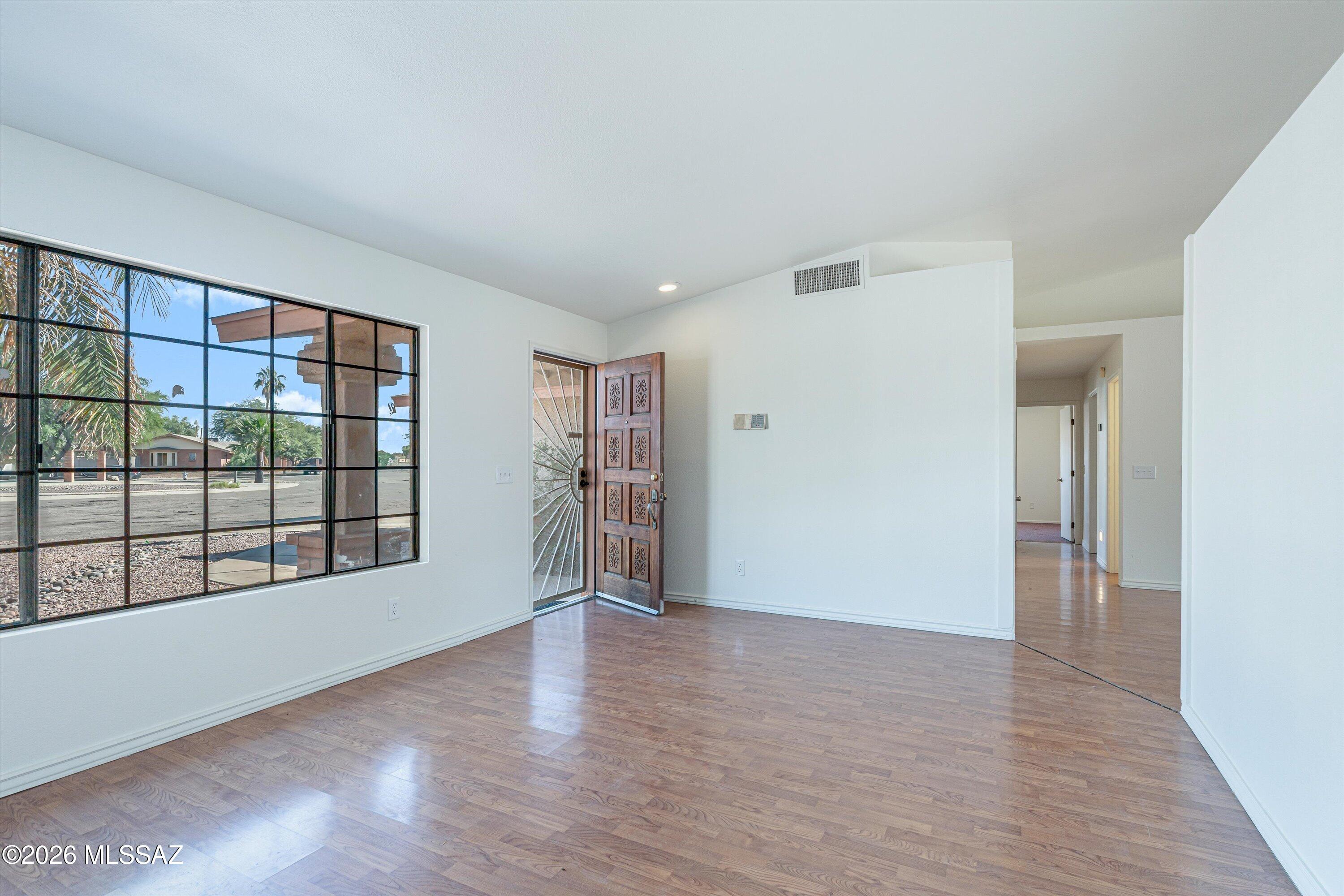 Oak Tree at Midvale (520-620) - Residential