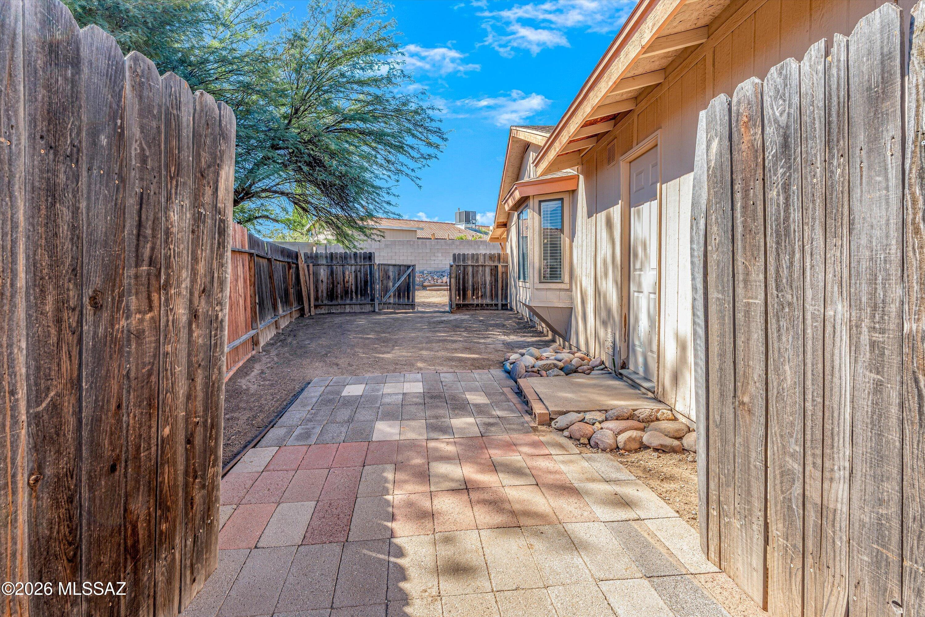 Oak Tree at Midvale (520-620) - Residential