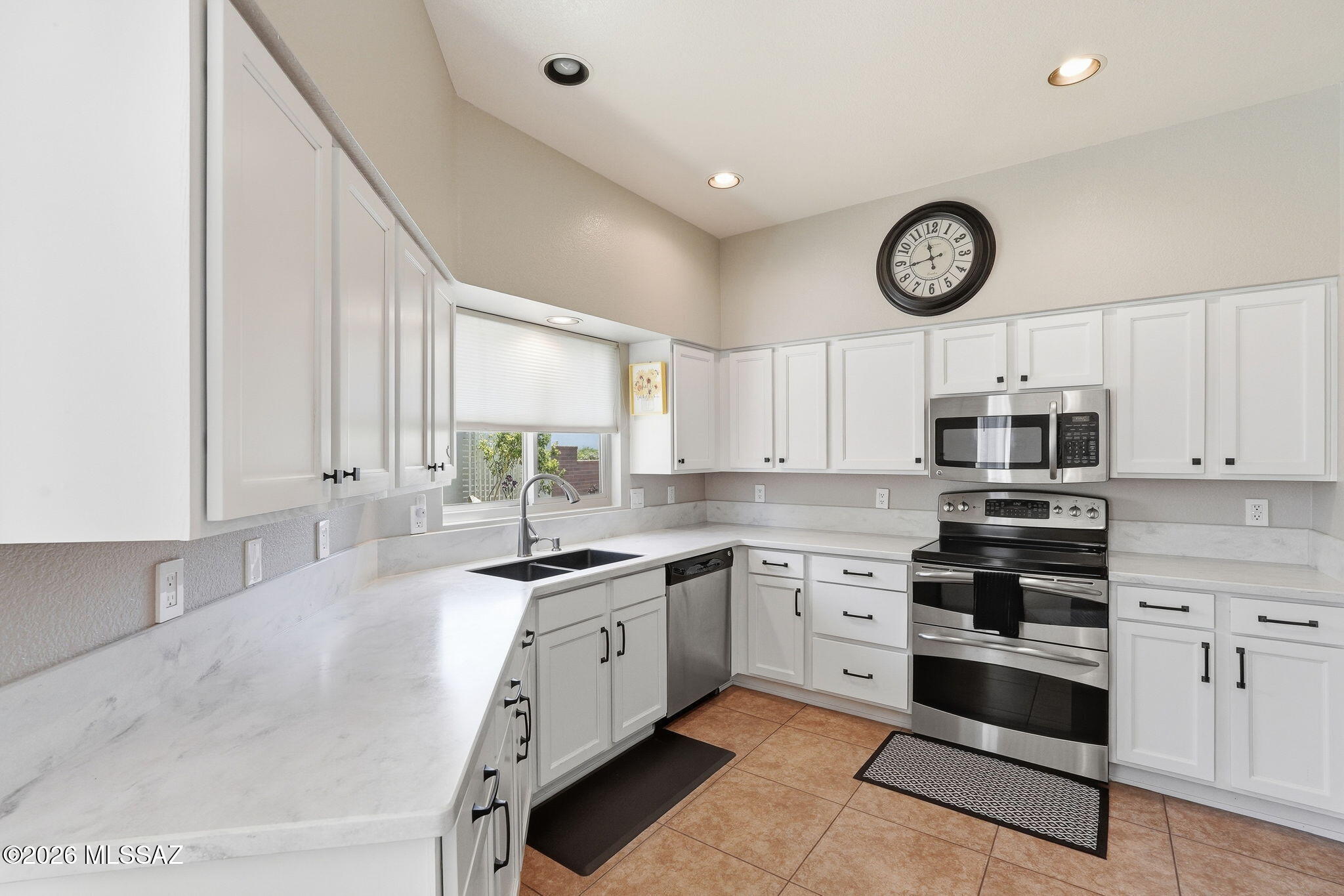 San Ignacio Ridge Estates (20-28,35-58,103-115) - Residential