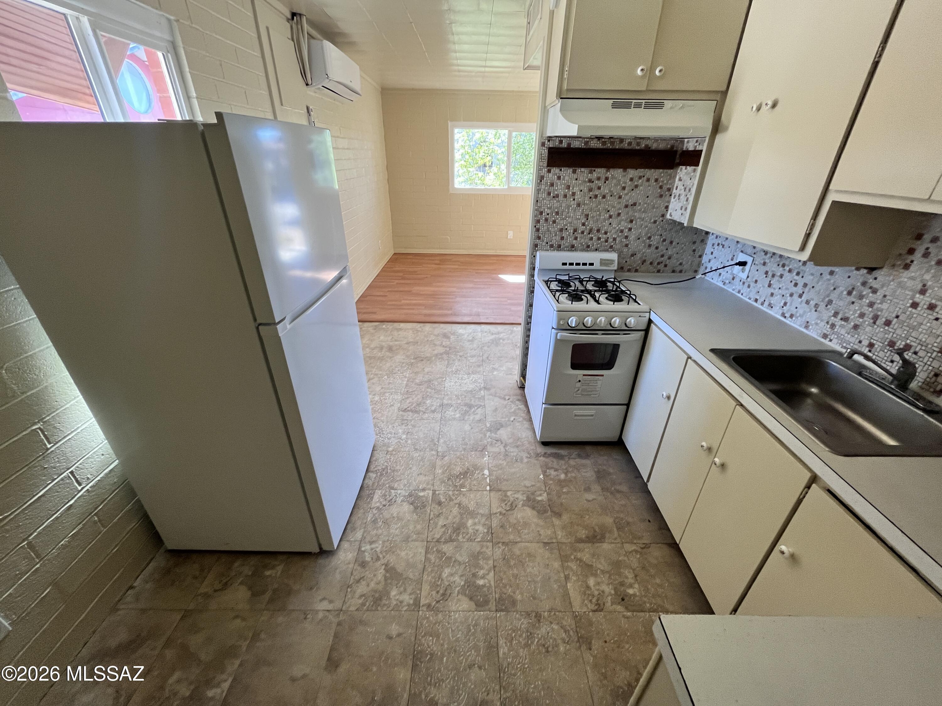 Coronado Heights - Residential Lease