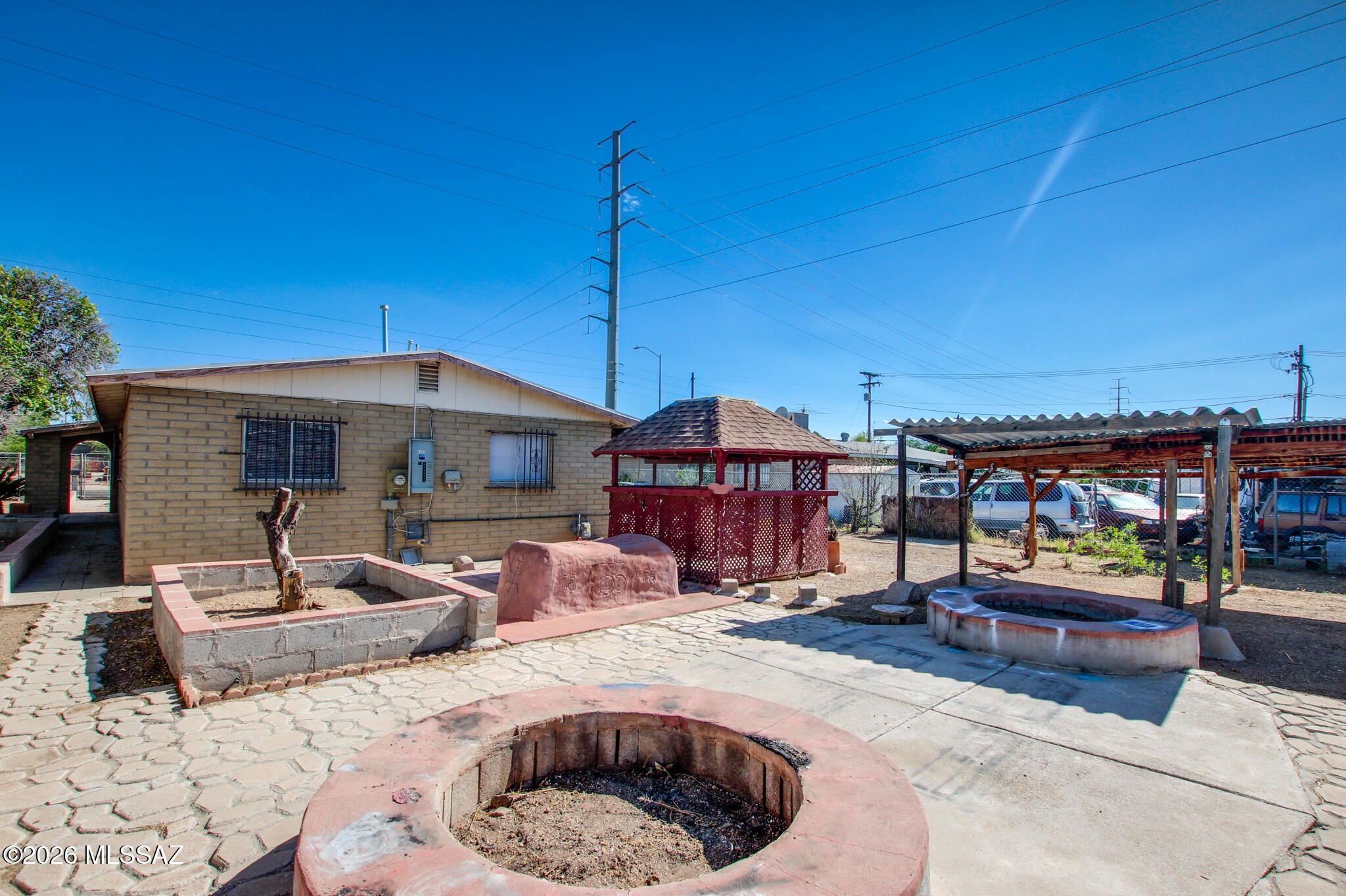 This 4-bed, 2-bath masonry-built home offers solid bones, a functional floor plan, and immediate usability with plenty of upside. Whether you're an investor seeking a value-add project or a buyer looking to build equity over time, this property delivers. The home is fully livable as-is, and a little sweat equity can go a long way here -- update at your pace while enjoying the space. Located in the Collen Subdivision, the location provides quick access to shopping, dining, the University of Arizona, Banner Medical, and major commuter routes.

A strong central Tucson opportunity with long-term potential. Property is being sold as-is; seller will make no repairs.