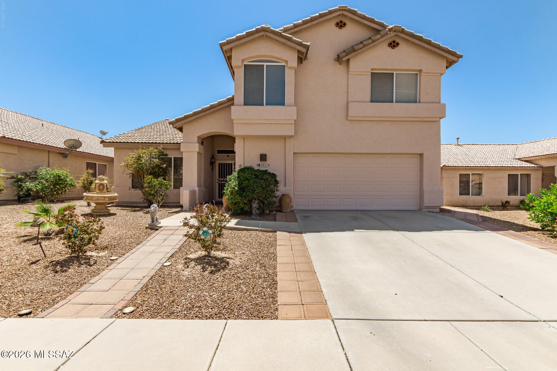 Beautifully maintained two-story home in desirable North Star Estates!  Discover a charming curb appeal with low-maintenance landscaping and a two-car garage. Step inside to vaulted ceilings, wood-look flooring, and a spacious living/dining room. The cozy family room has a fireplace. The  kitchen features ample cabinetry, tile backsplash, granite countertops, and stainless steel appliances. Upstairs, a versatile loft offers the perfect space for a game room or an office. The primary suite includes an ensuite bathroom with dual sinks and a walk-in closet. Relax or entertain under the full-length covered patio in the backyard. Ideally located near schools, restaurants, and the Crooked Tree Golf Course. This is an opportunity you won't want to miss!