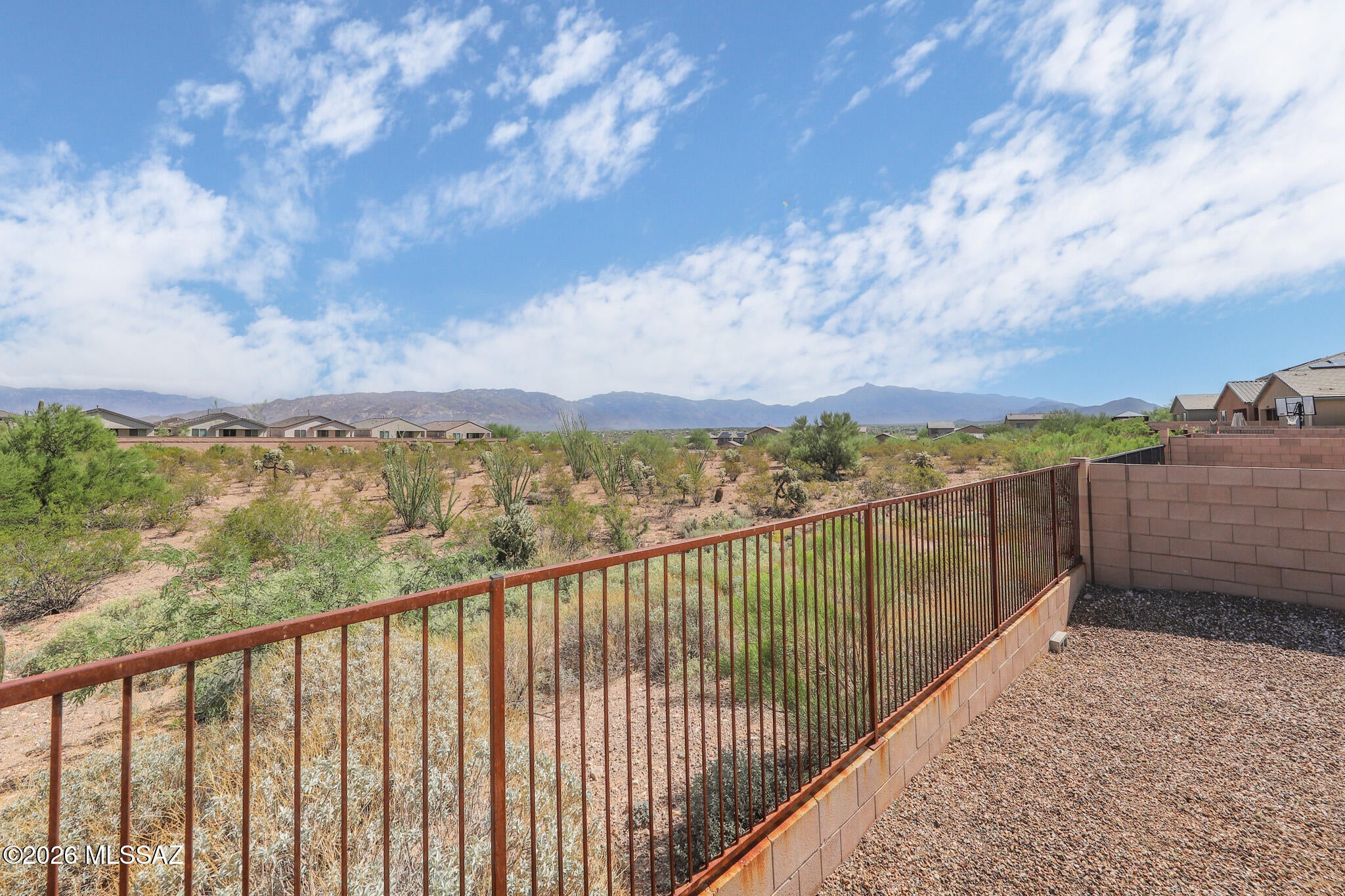 The Vistas At Rincon Knolls SQ20152600506 - Residential