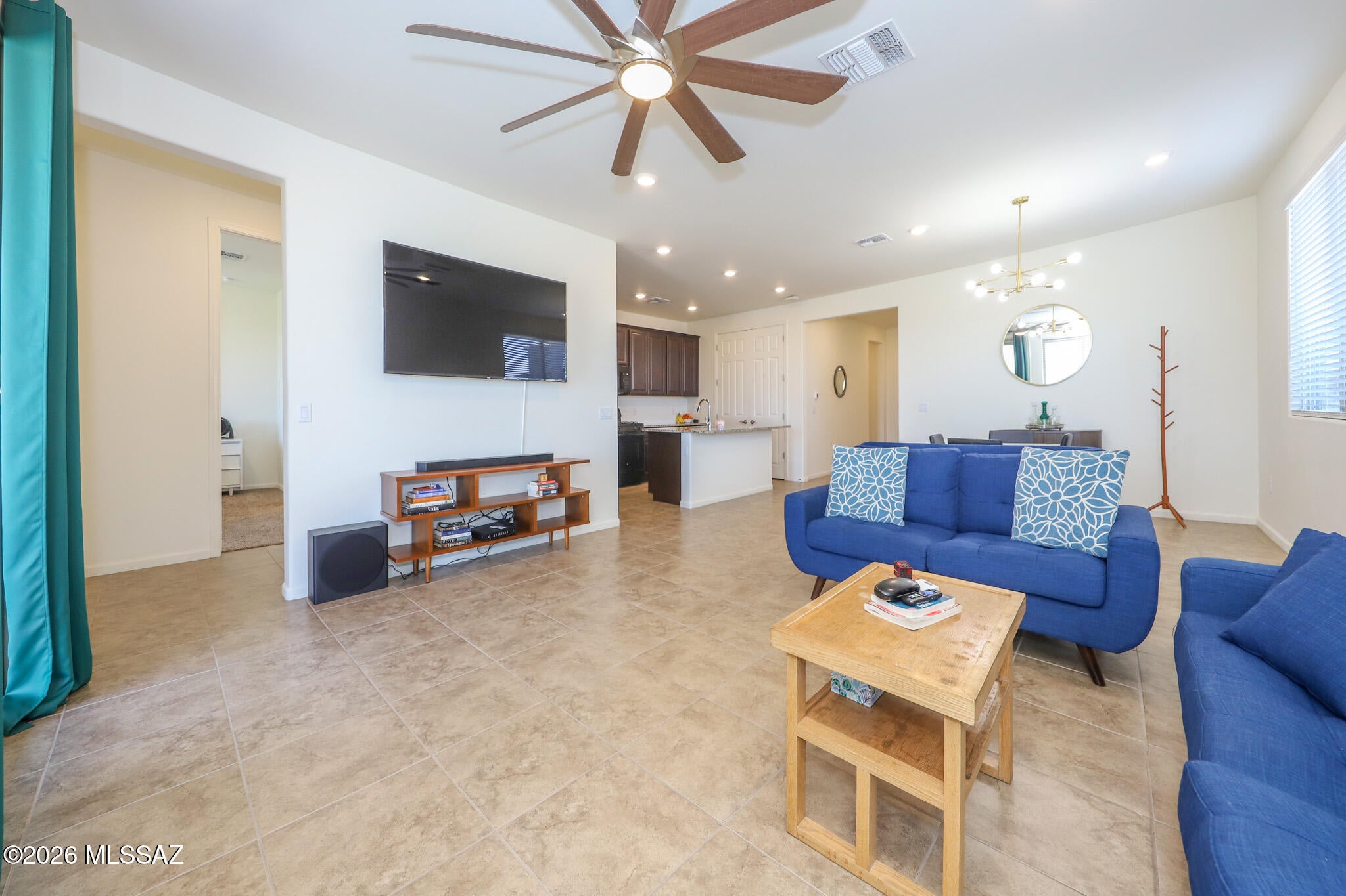 The Vistas At Rincon Knolls SQ20152600506 - Residential