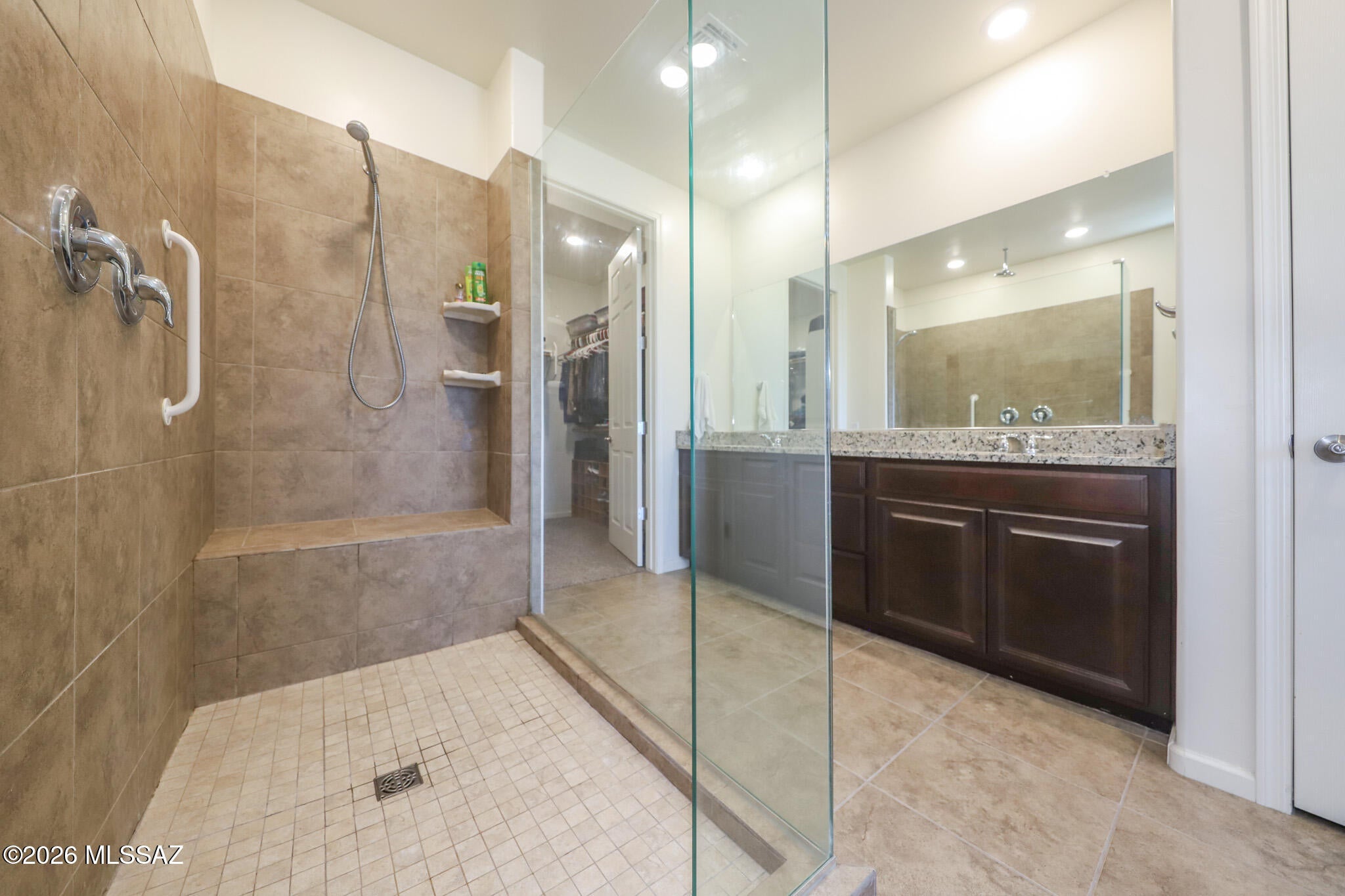 The Vistas At Rincon Knolls SQ20152600506 - Residential