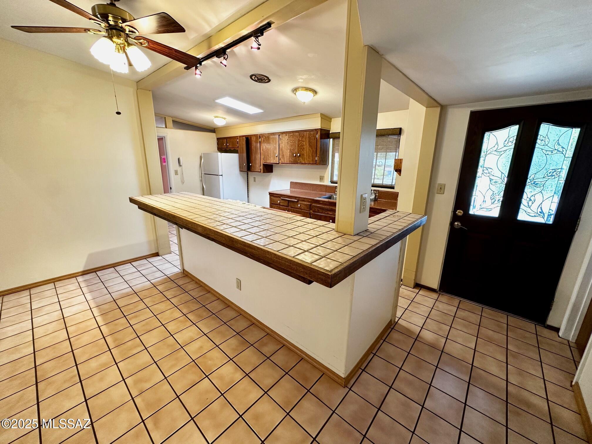 Miramonte Terr - Residential