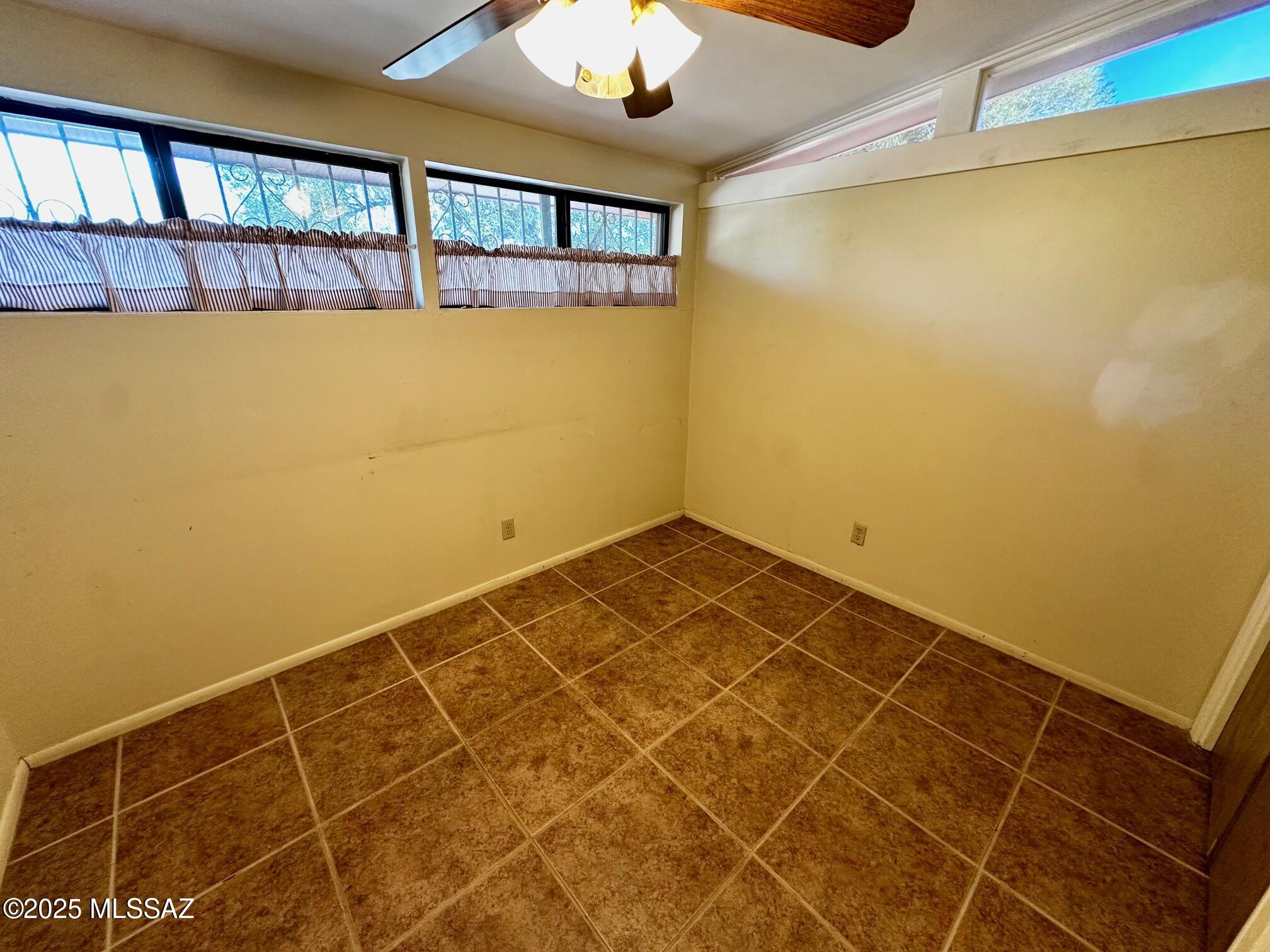 Miramonte Terr - Residential