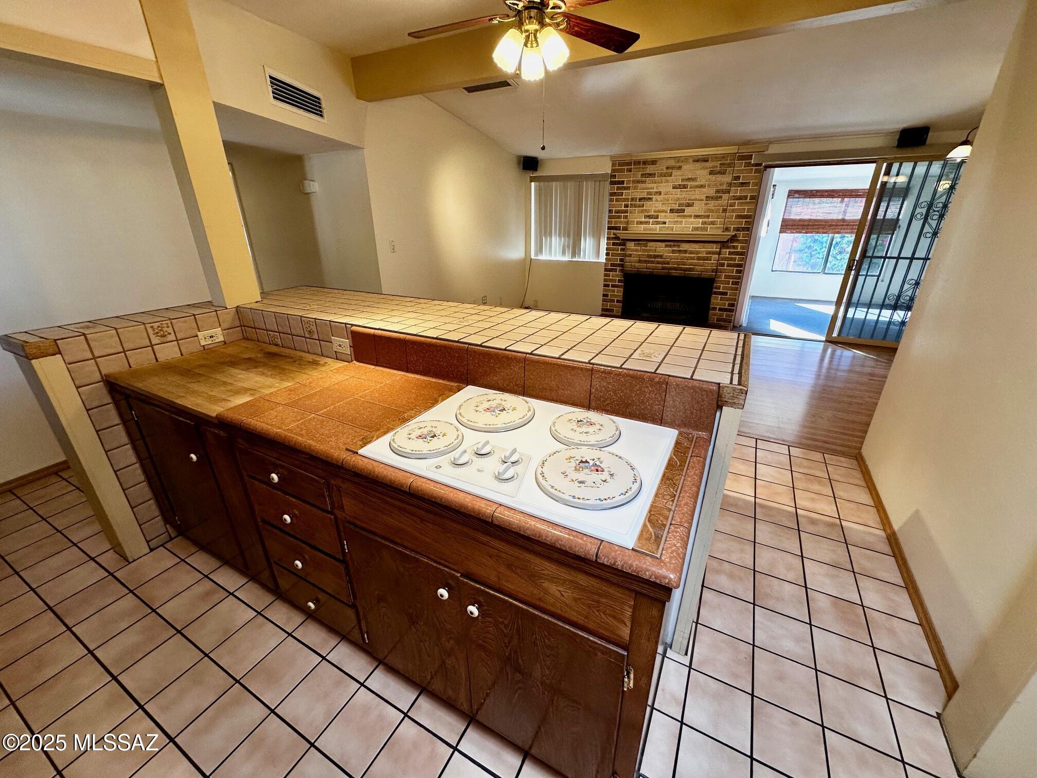 Miramonte Terr - Residential