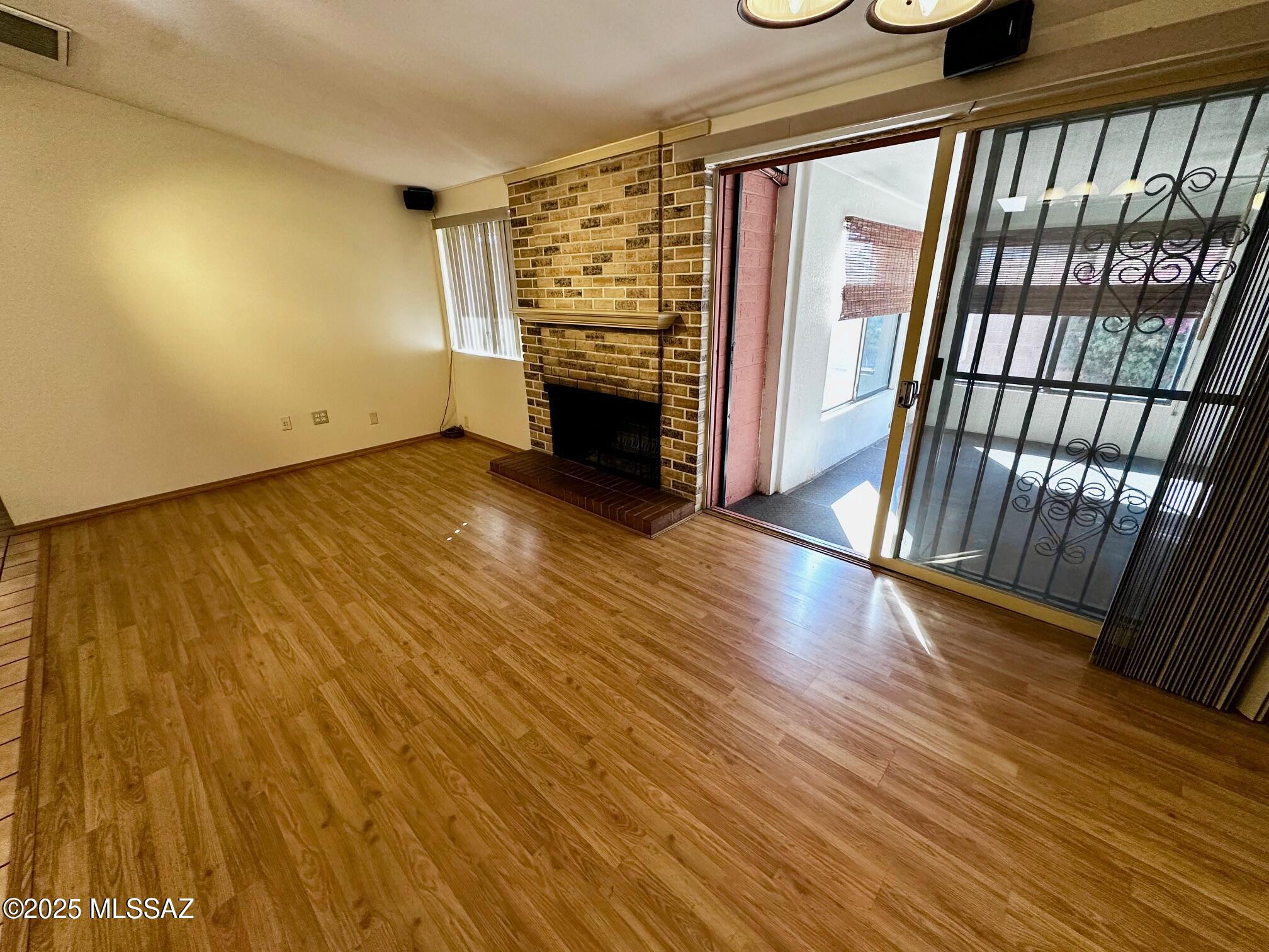 Miramonte Terr - Residential