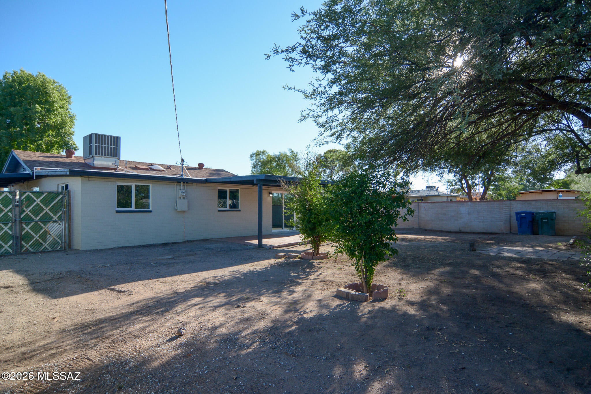 Mission Manor NO. 4 - Residential
