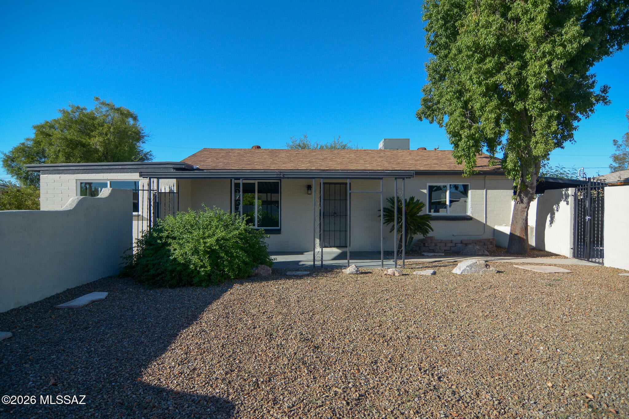 Mission Manor NO. 4 - Residential