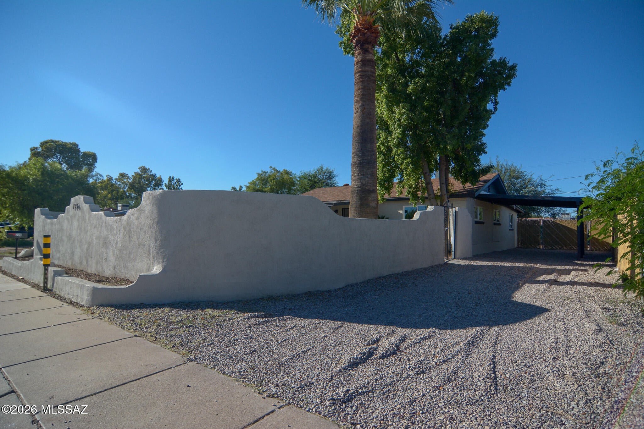 Mission Manor NO. 4 - Residential
