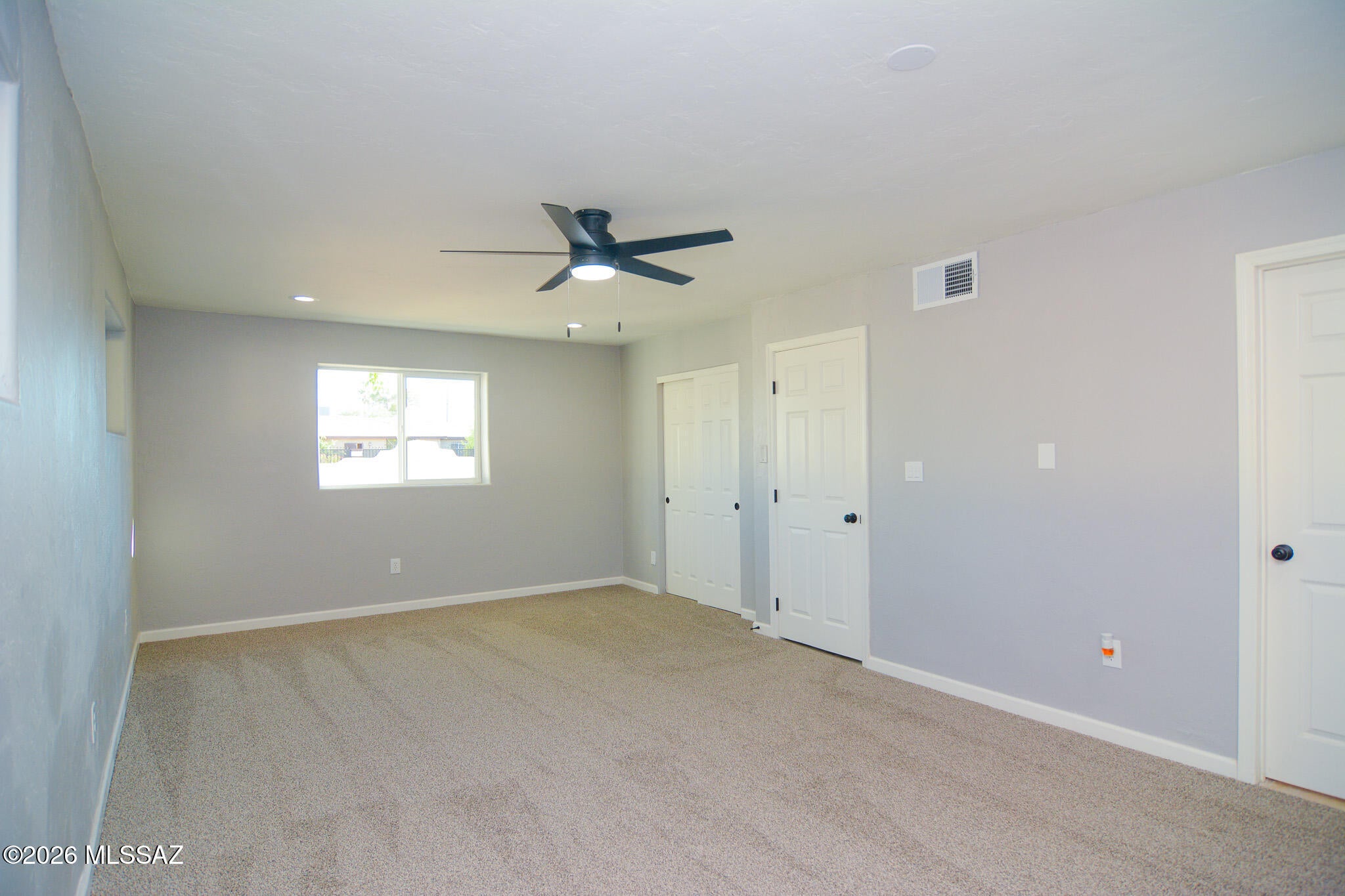 Mission Manor NO. 4 - Residential
