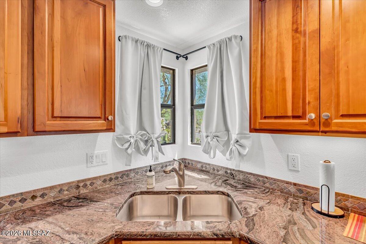 Greens at Ventana Canyon - Residential