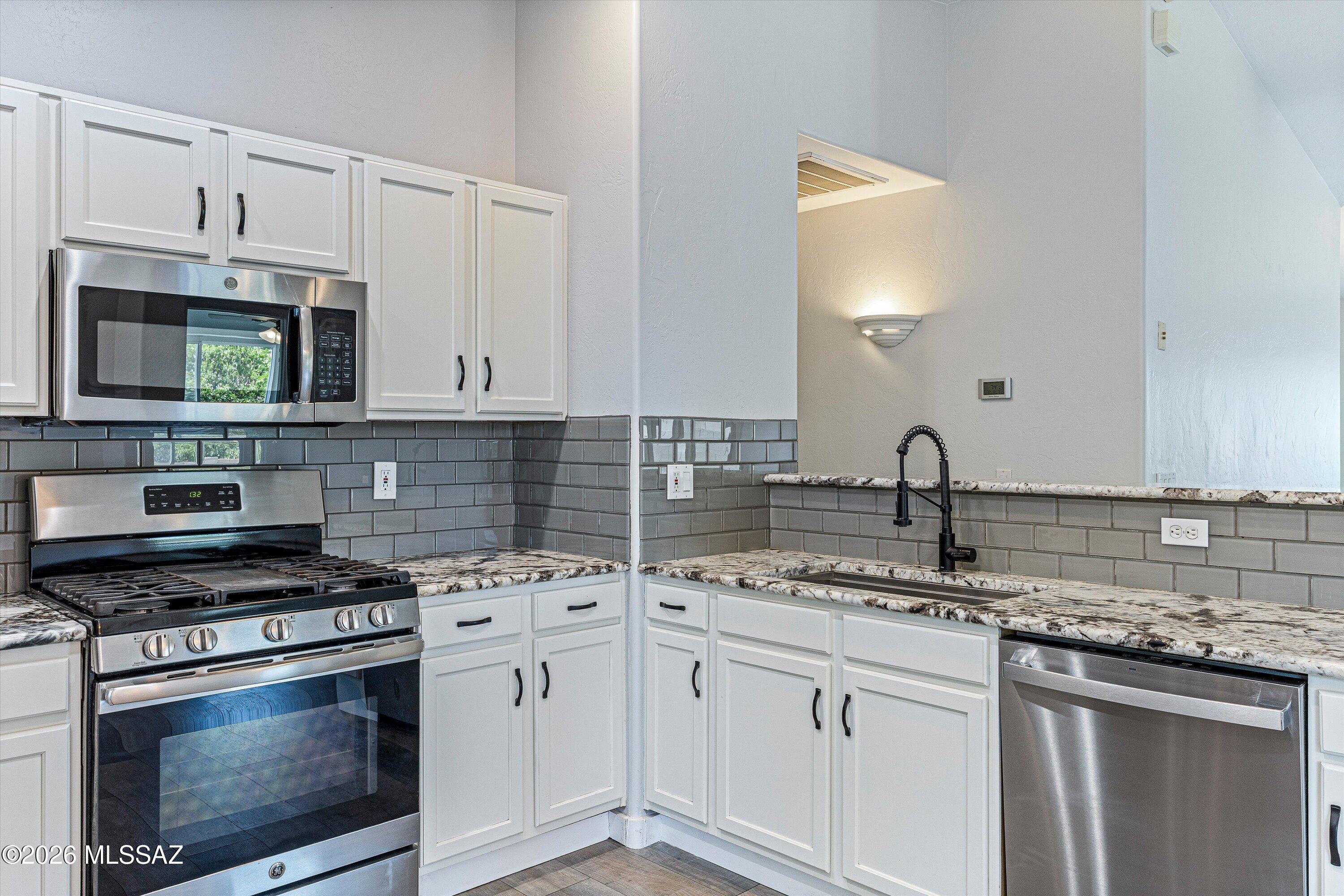 Rancho Vistoso Neighborhood 2 Ph. 2 (84-115, 330-394) - Residential