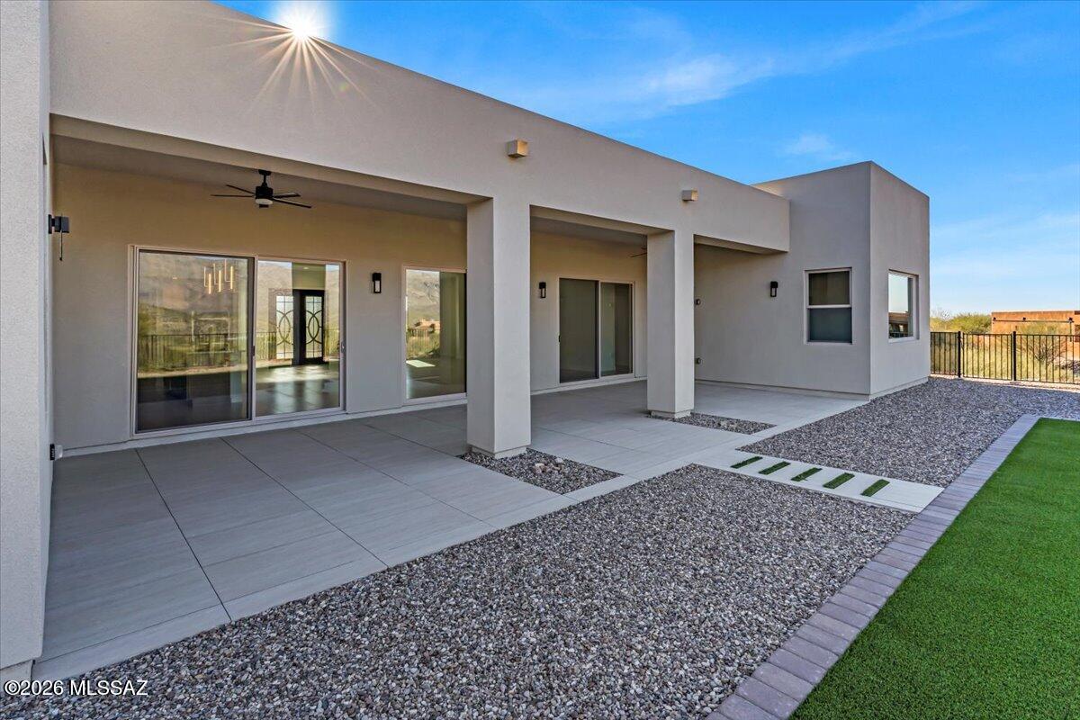 Coyote Creek (1-395) - Residential