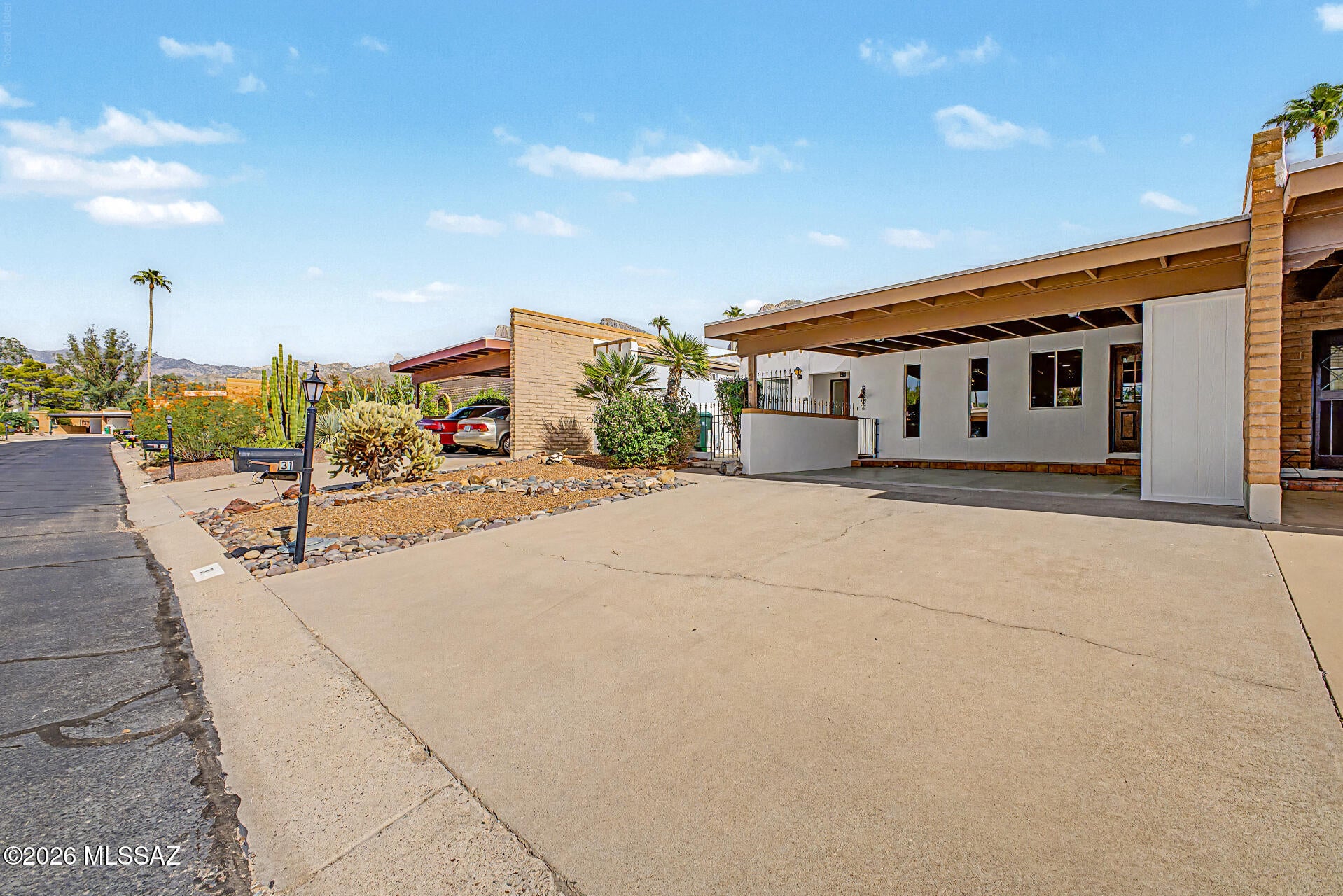 Oro Valley Townhouses (47-52, 58-91) - Residential