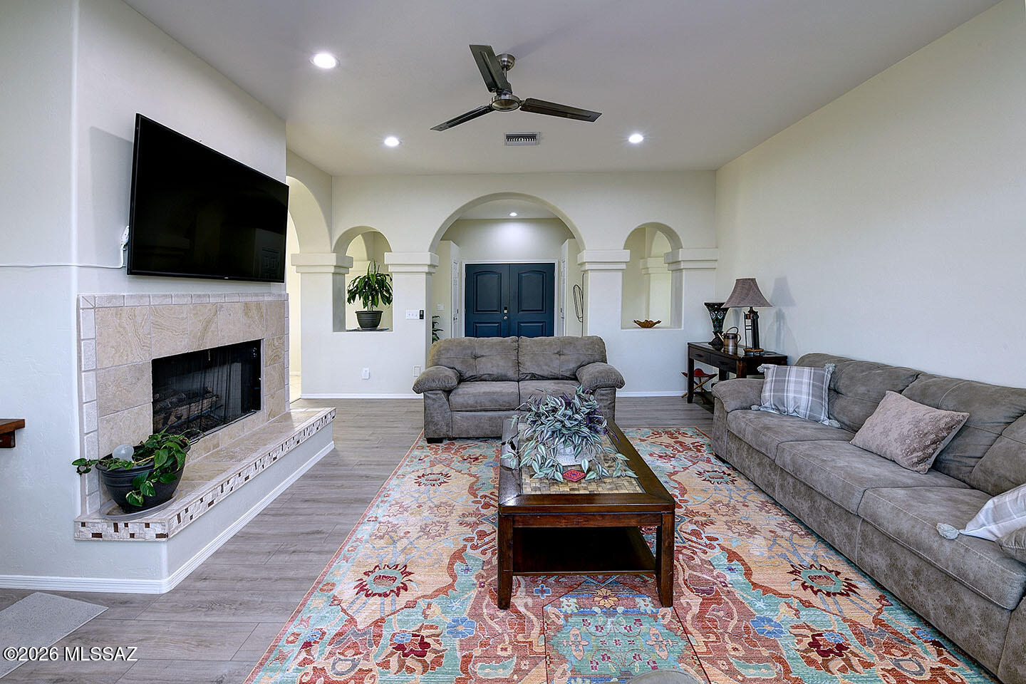 Catalina Del Sol (1-71) - Residential