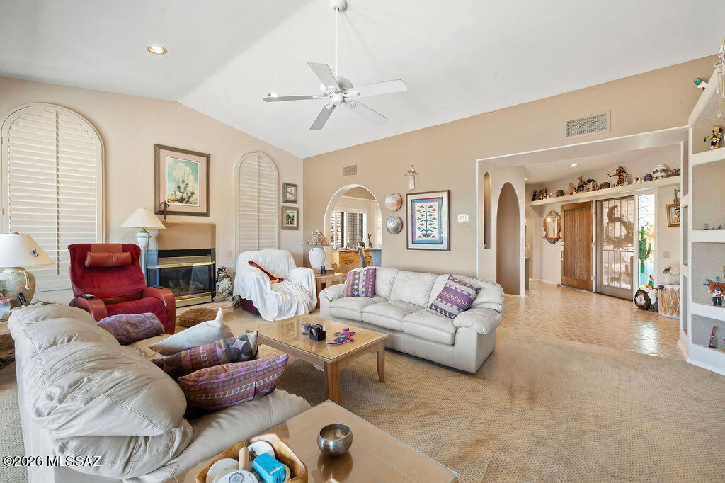 San Ignacio Vistas (1-223) - Residential