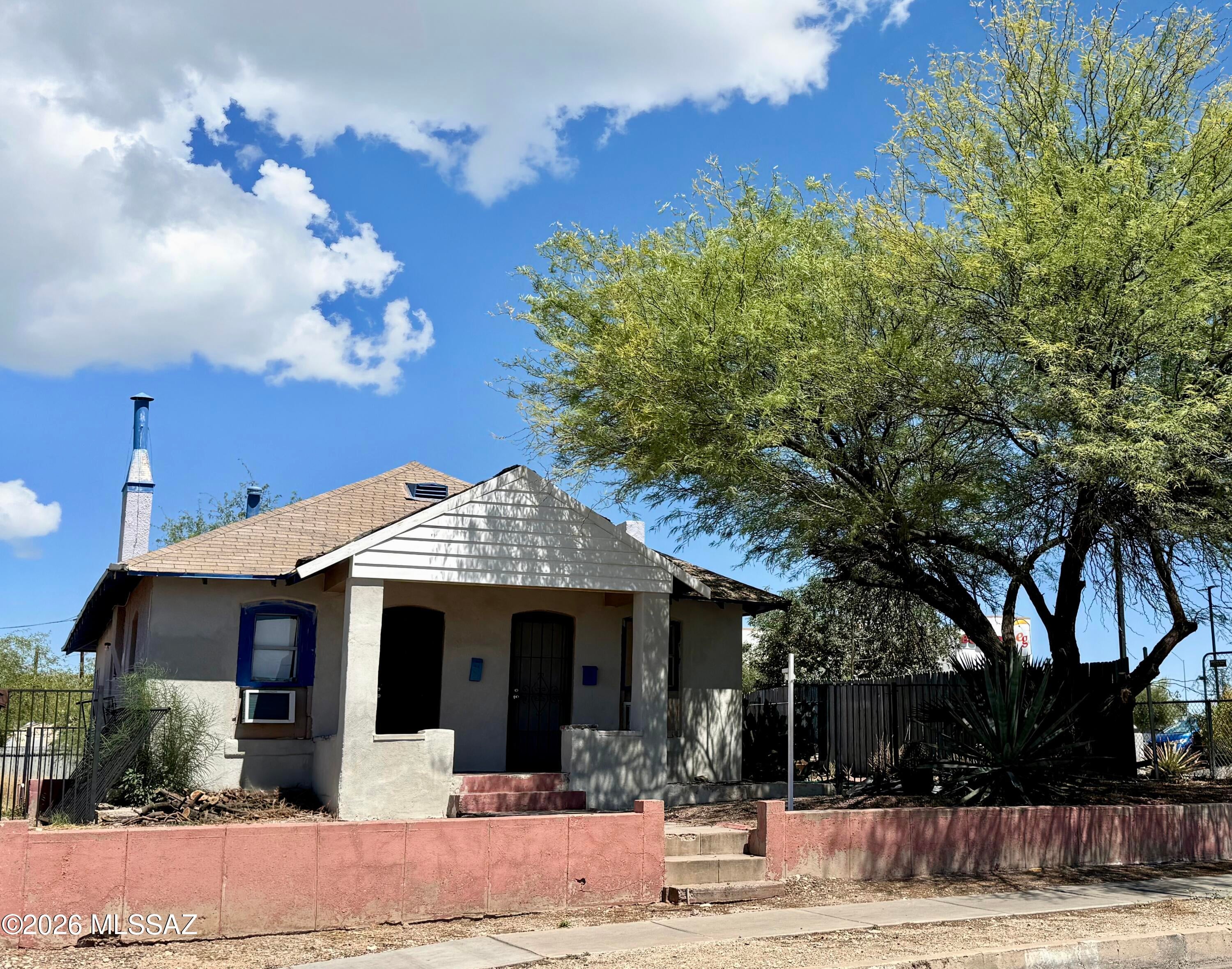 3 Total Units. Listing includes a Duplex with additional Guest House. 913 SF Duplex with an extra 240+/- SF Attic and a 322 SF guest house. The North Unit and Guest House are fix-ups and are currently in the process of being remodeled. The South Unit is occupied and rents for $850/month. The 322 SF Guest House rents for $916/month but is currently vacant. Close to Downtown/Pima Community College/U of A. Amazing investment opportunity to fix up and rent out to college students.