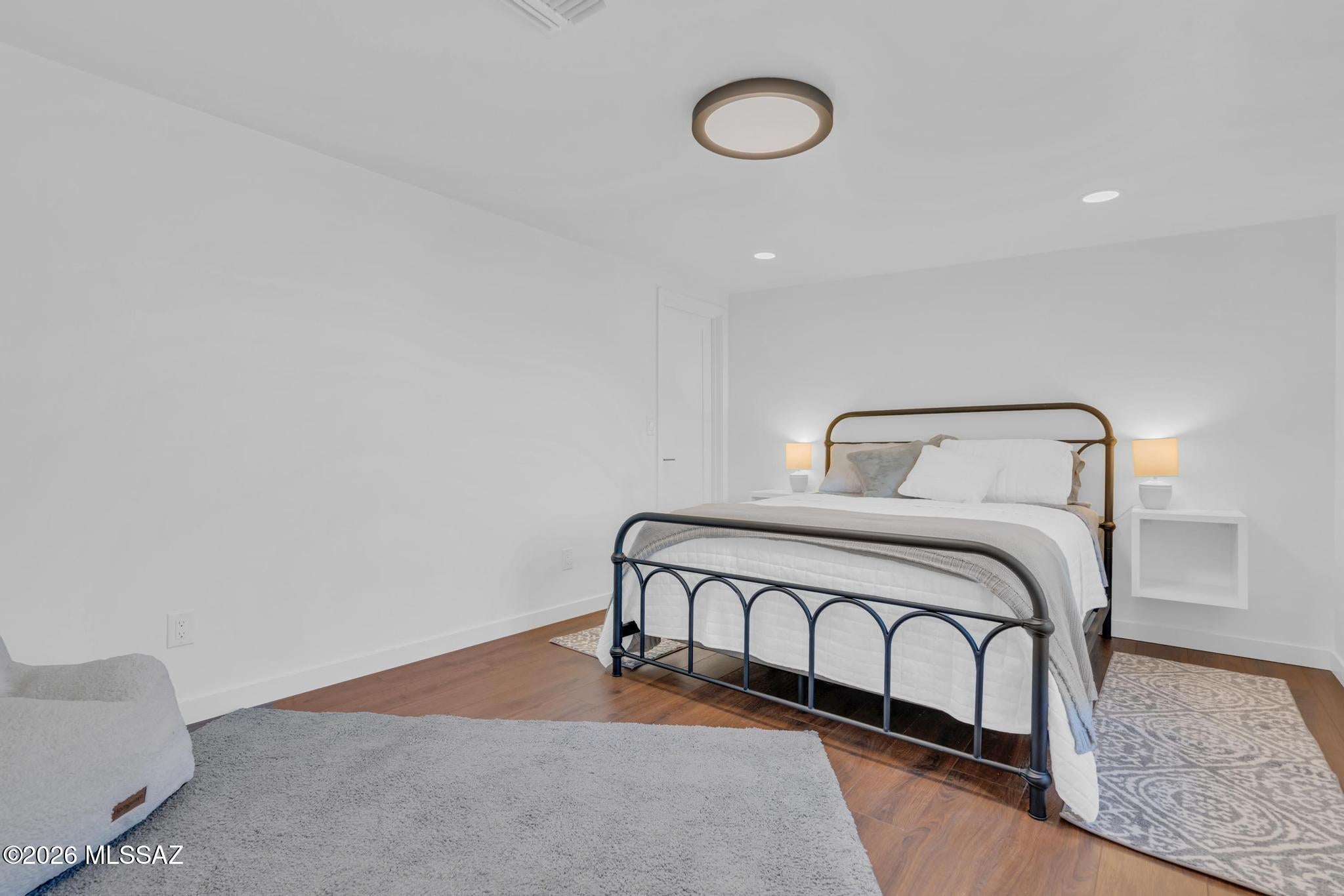 Rancho Catalina(107-221) - Residential