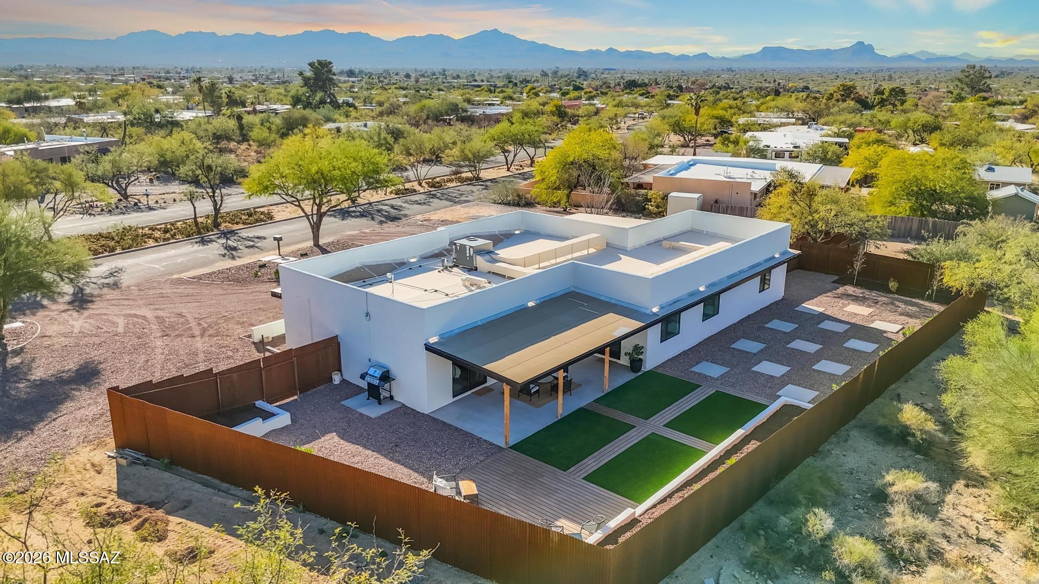 Rancho Catalina(107-221) - Residential