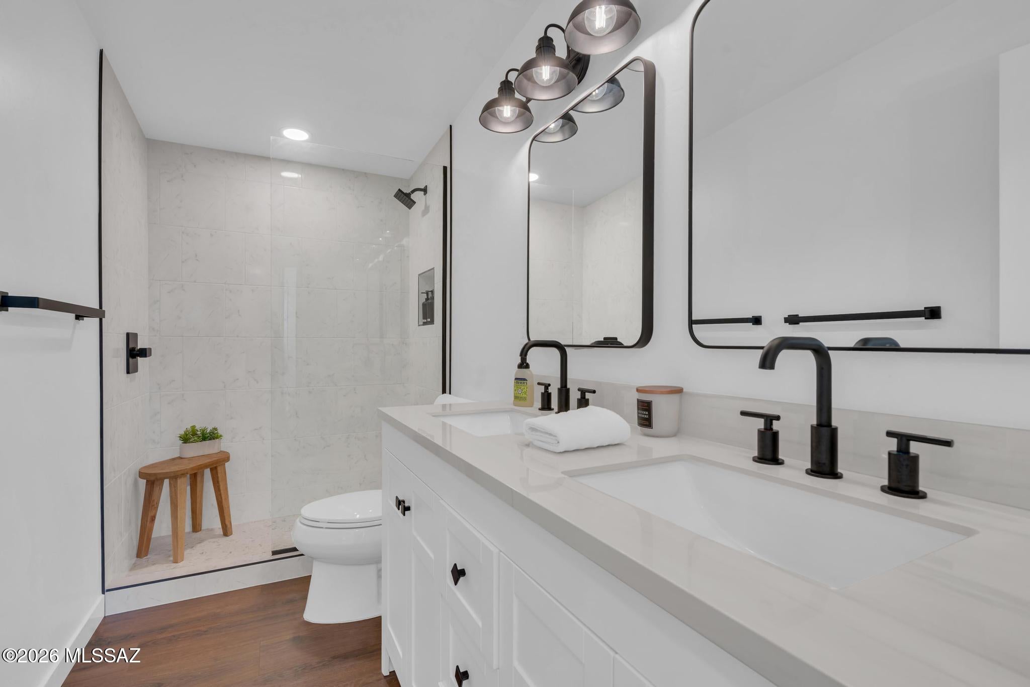 Rancho Catalina(107-221) - Residential