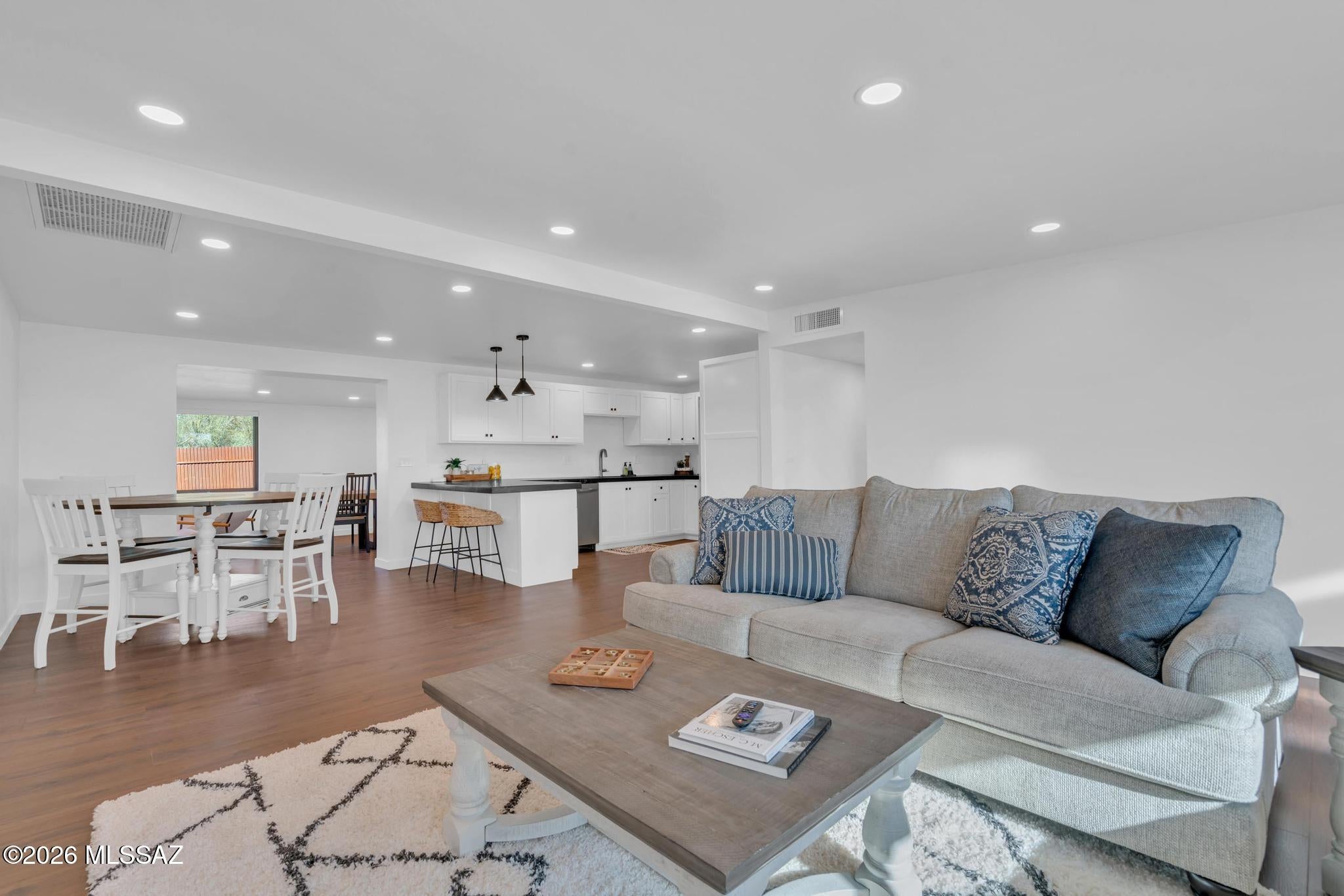 Rancho Catalina(107-221) - Residential