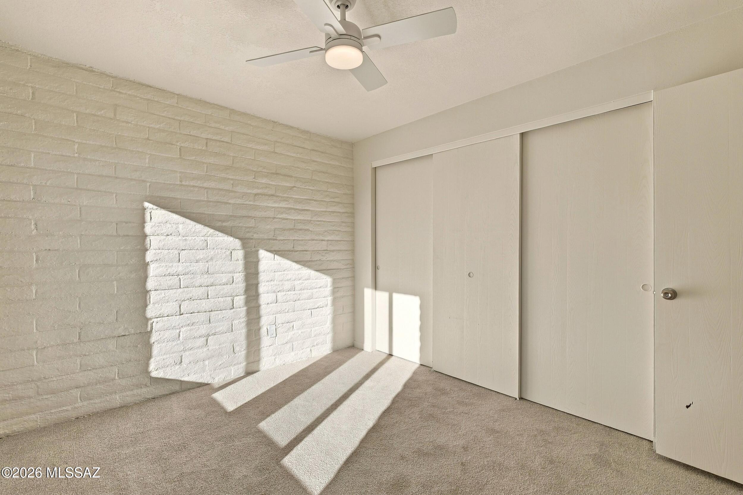 Pantano Park Townhouses - Residential