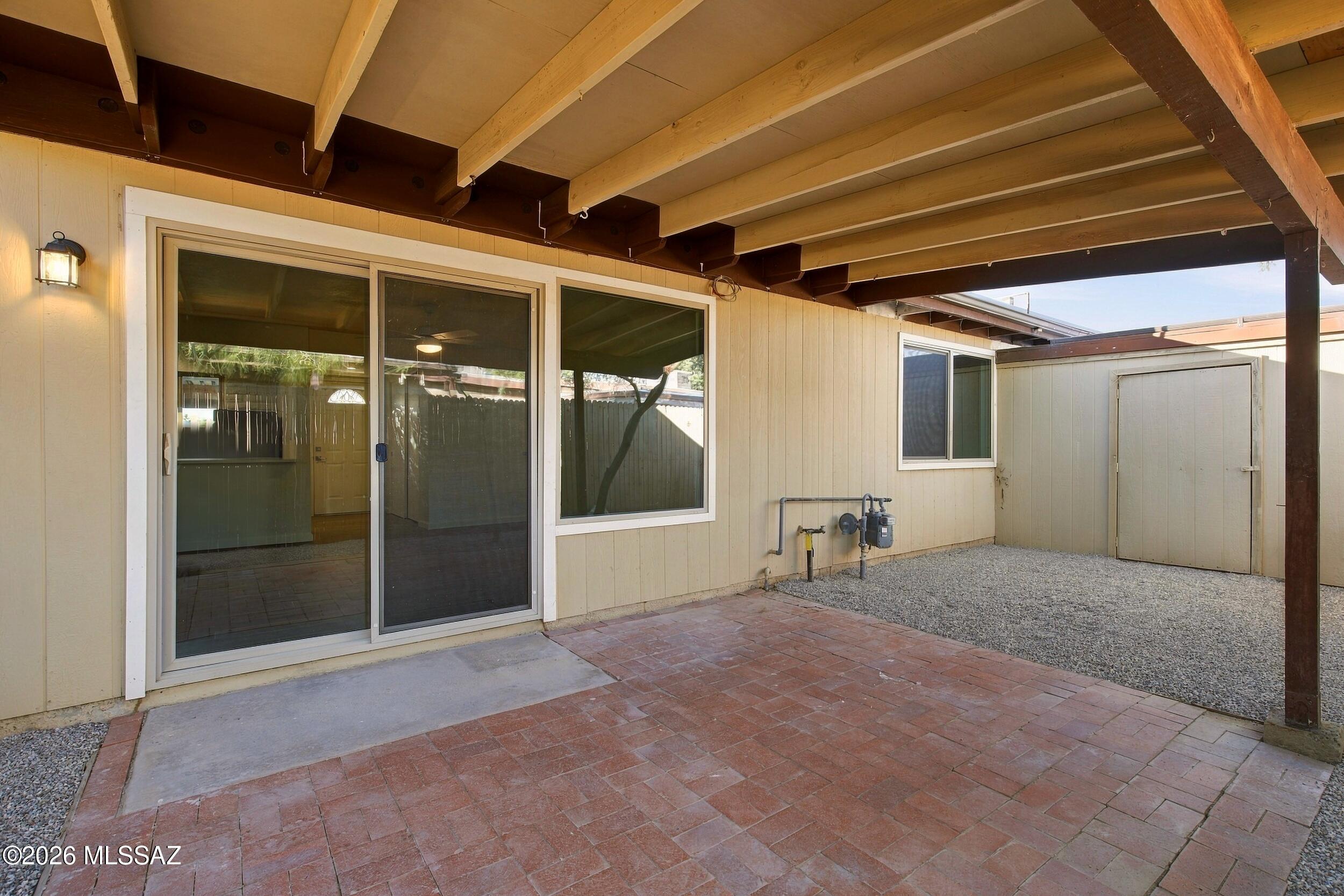 Pantano Park Townhouses - Residential