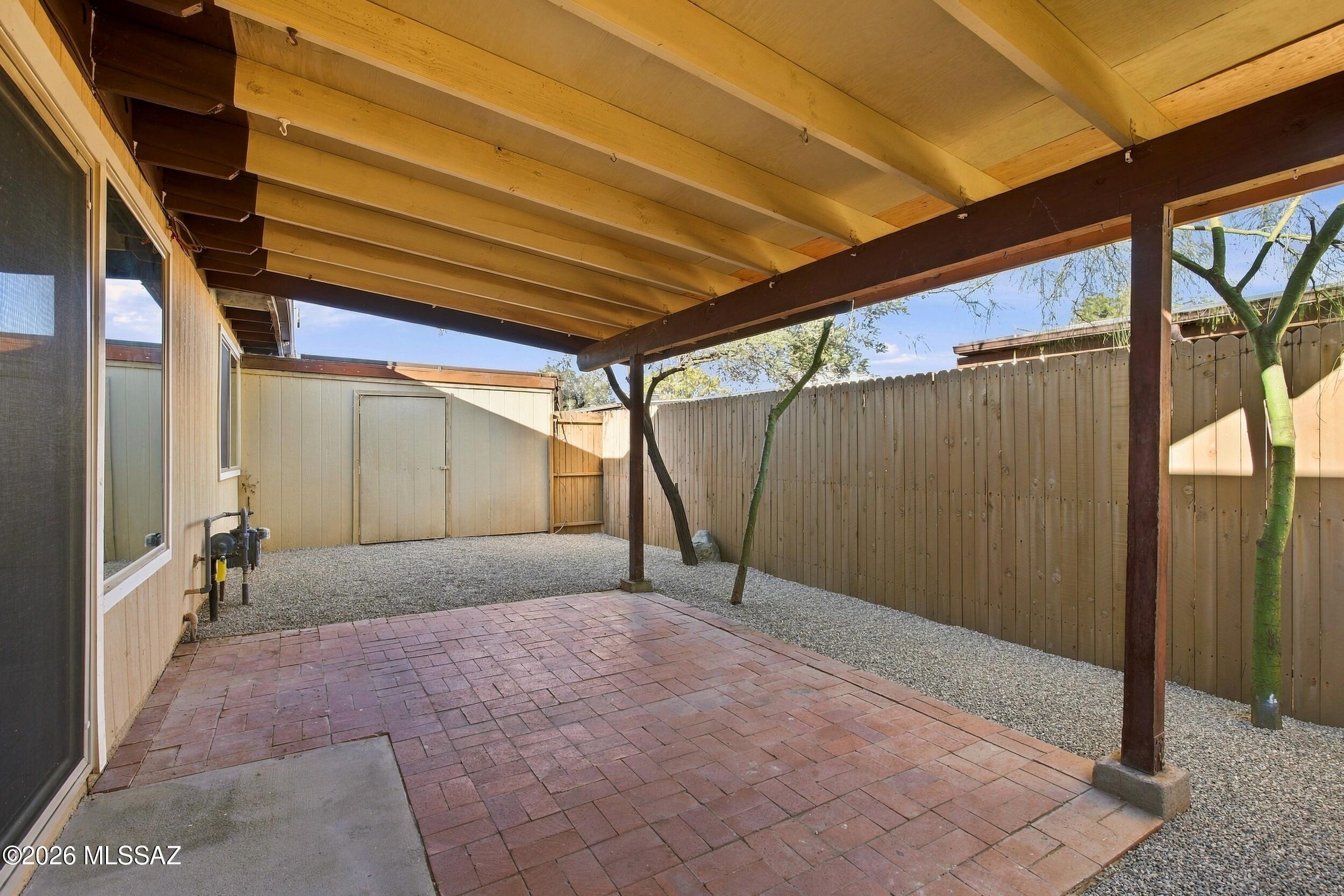 Pantano Park Townhouses - Residential