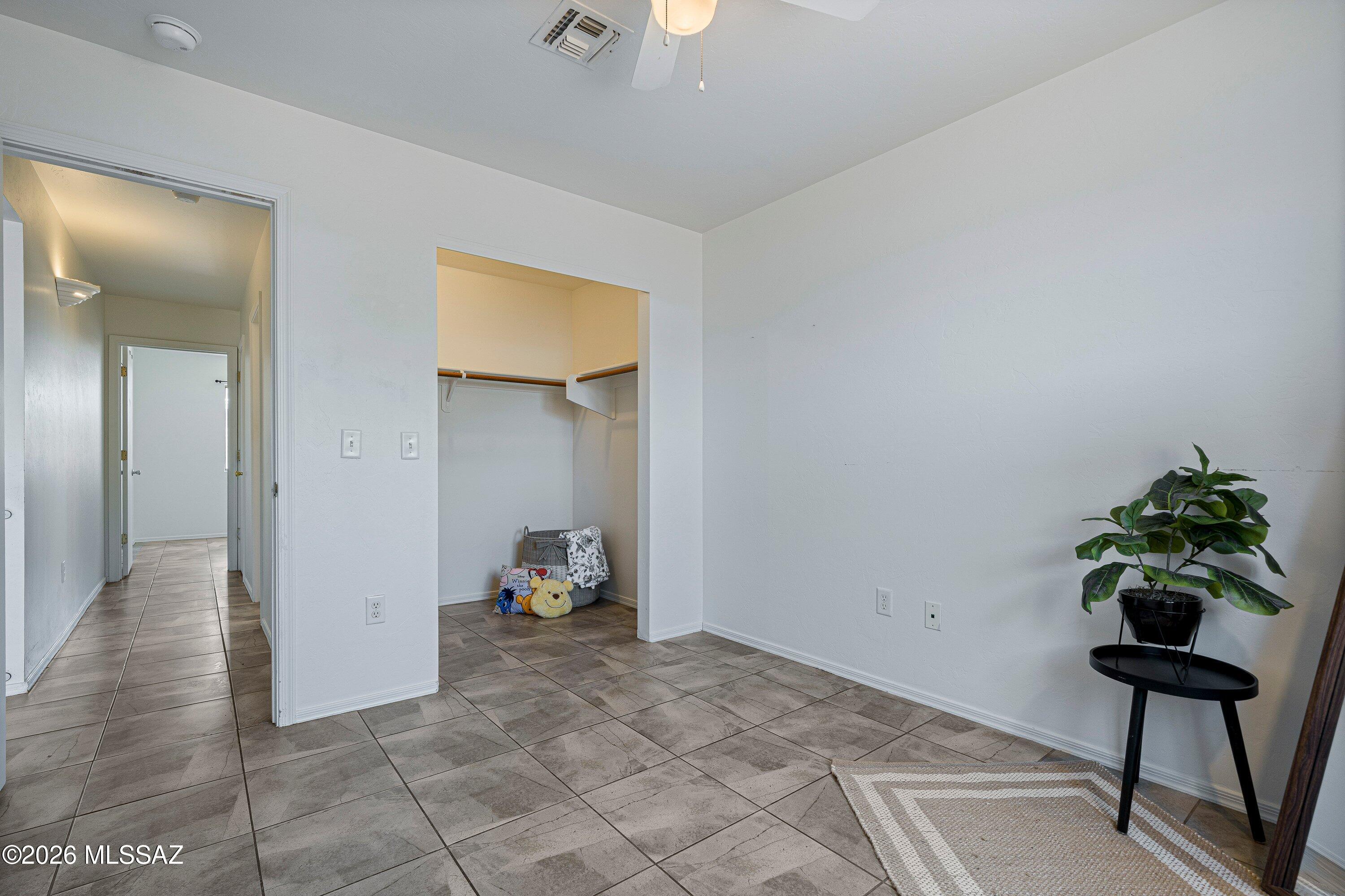 Catalina Poultry Acres NO 4 - Residential