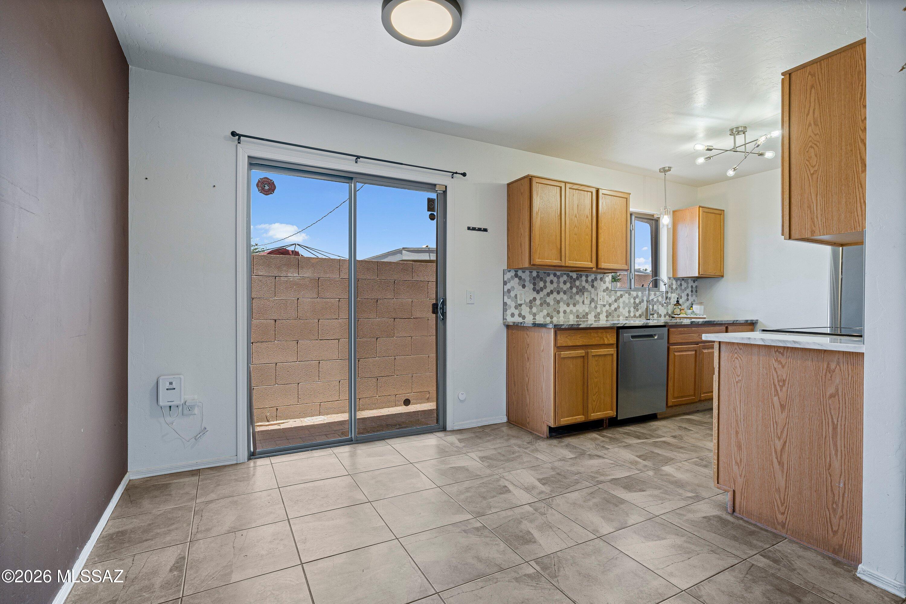 Catalina Poultry Acres NO 4 - Residential