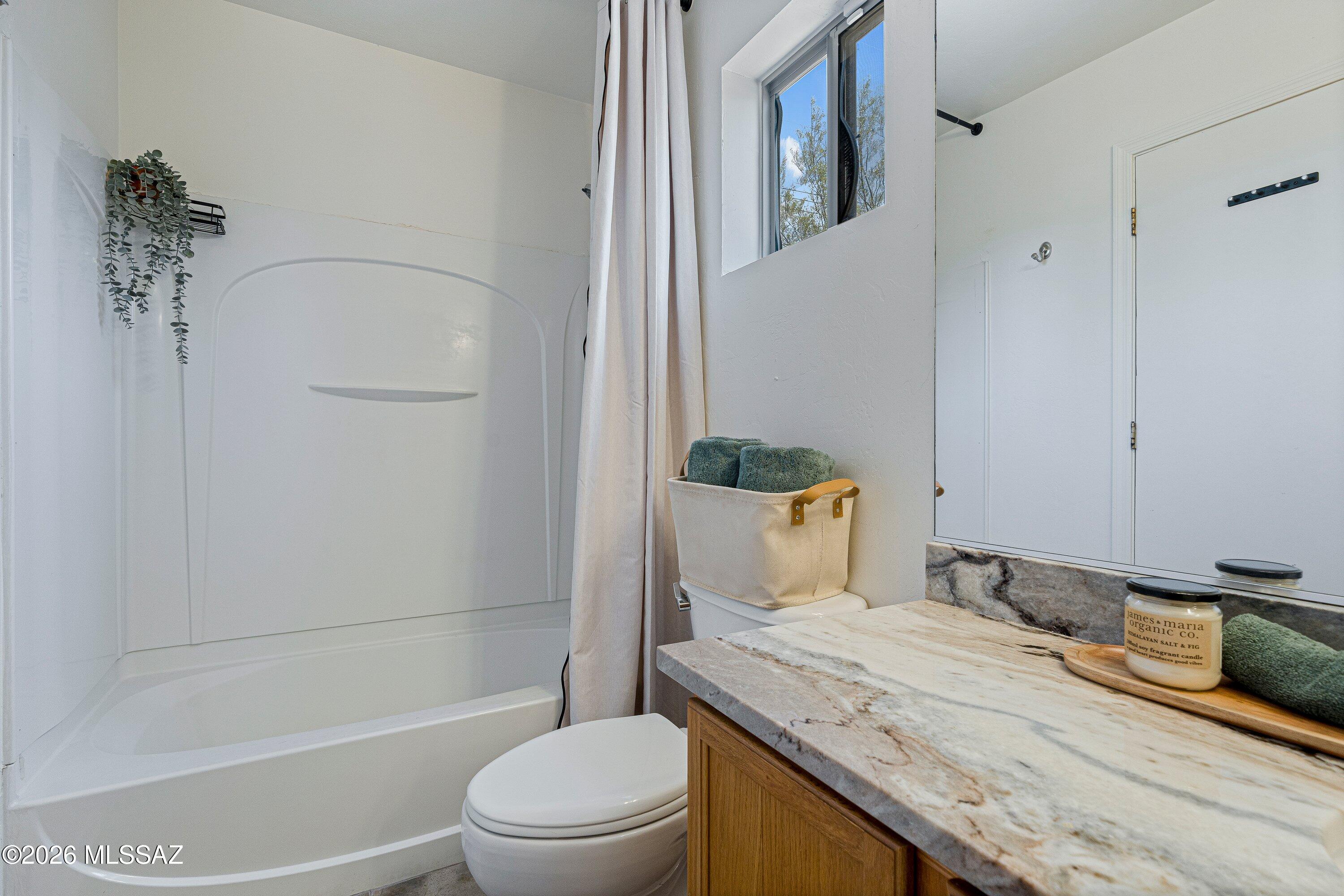 Catalina Poultry Acres NO 4 - Residential