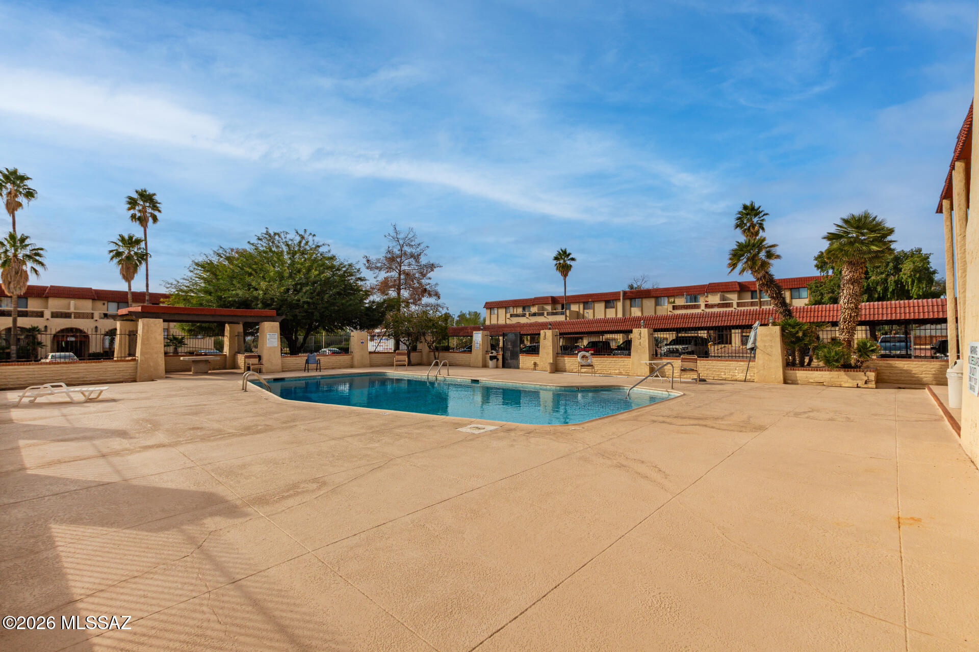 Barcelona Manor Condominiums - Residential