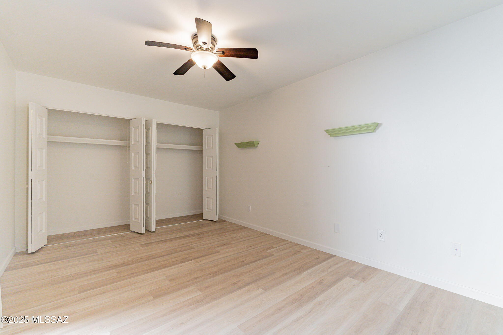 Colonia Verde (1-12) - Residential