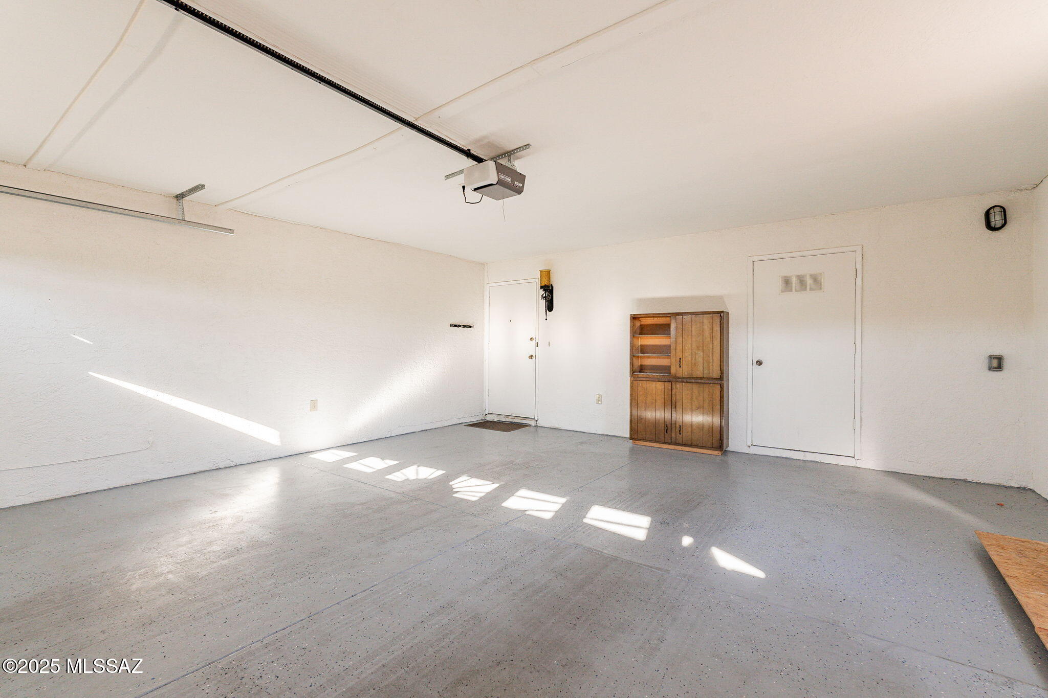 Colonia Verde (1-12) - Residential
