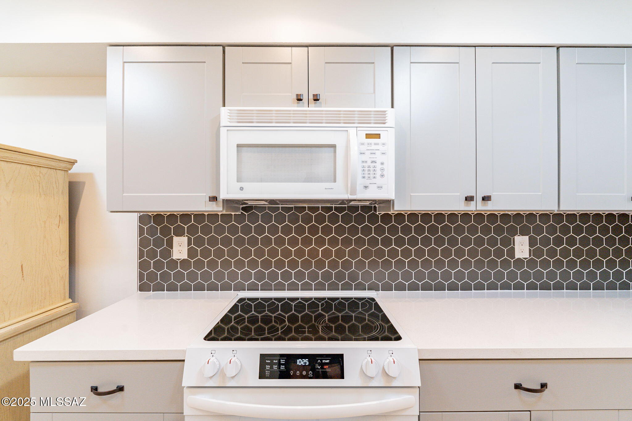 Colonia Verde (1-12) - Residential