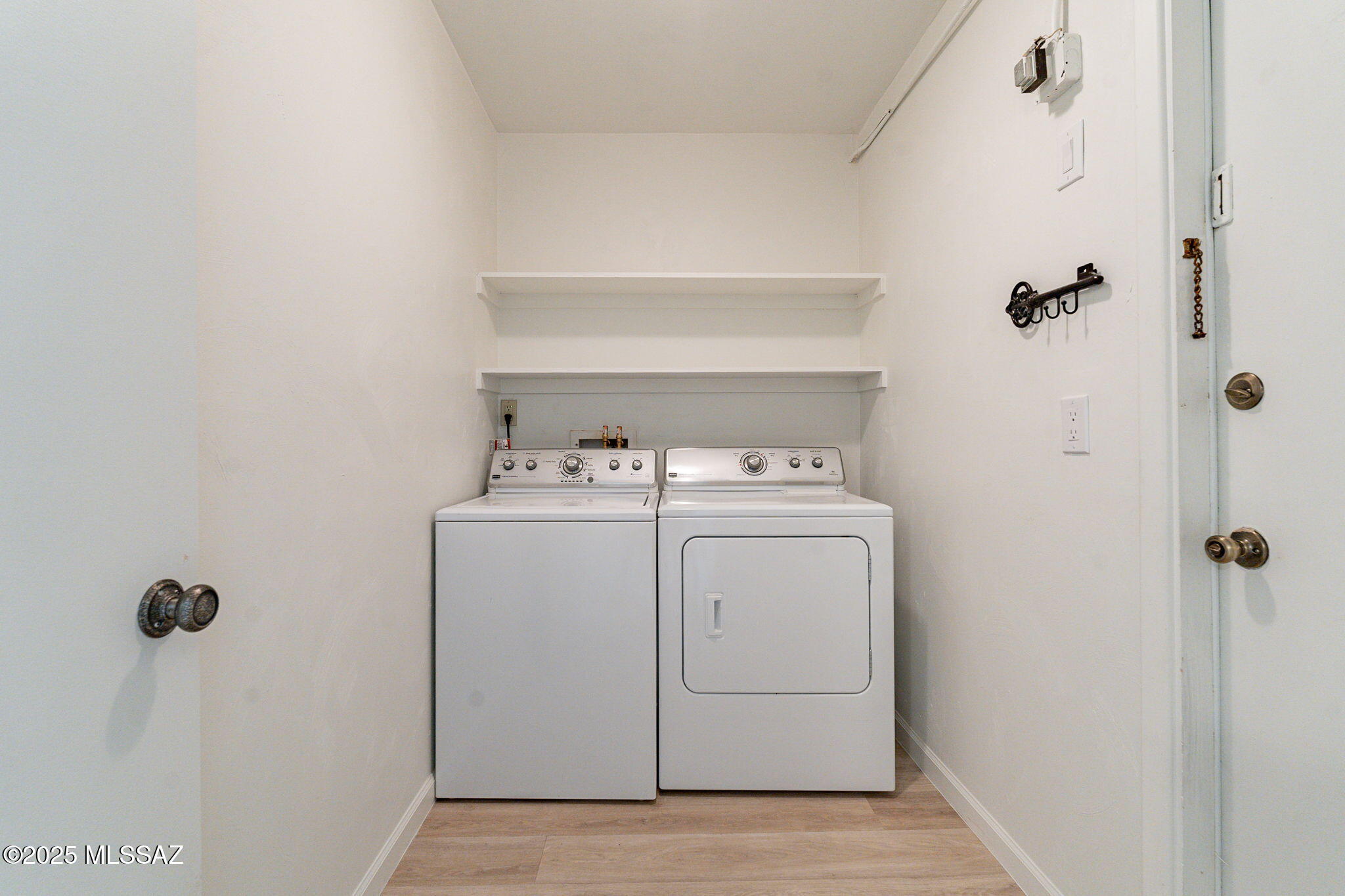 Colonia Verde (1-12) - Residential