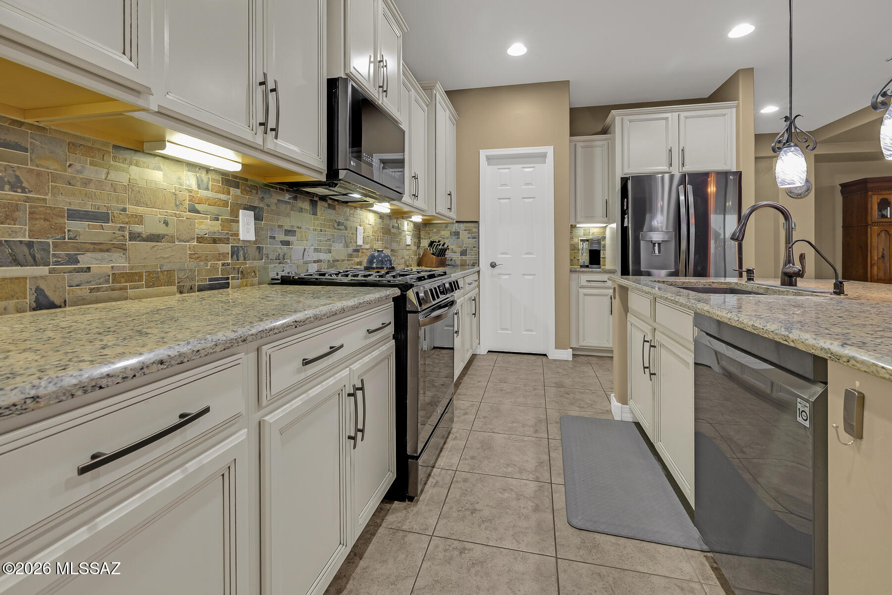 Madera Highlands Villages 1-10 & 15 - Residential