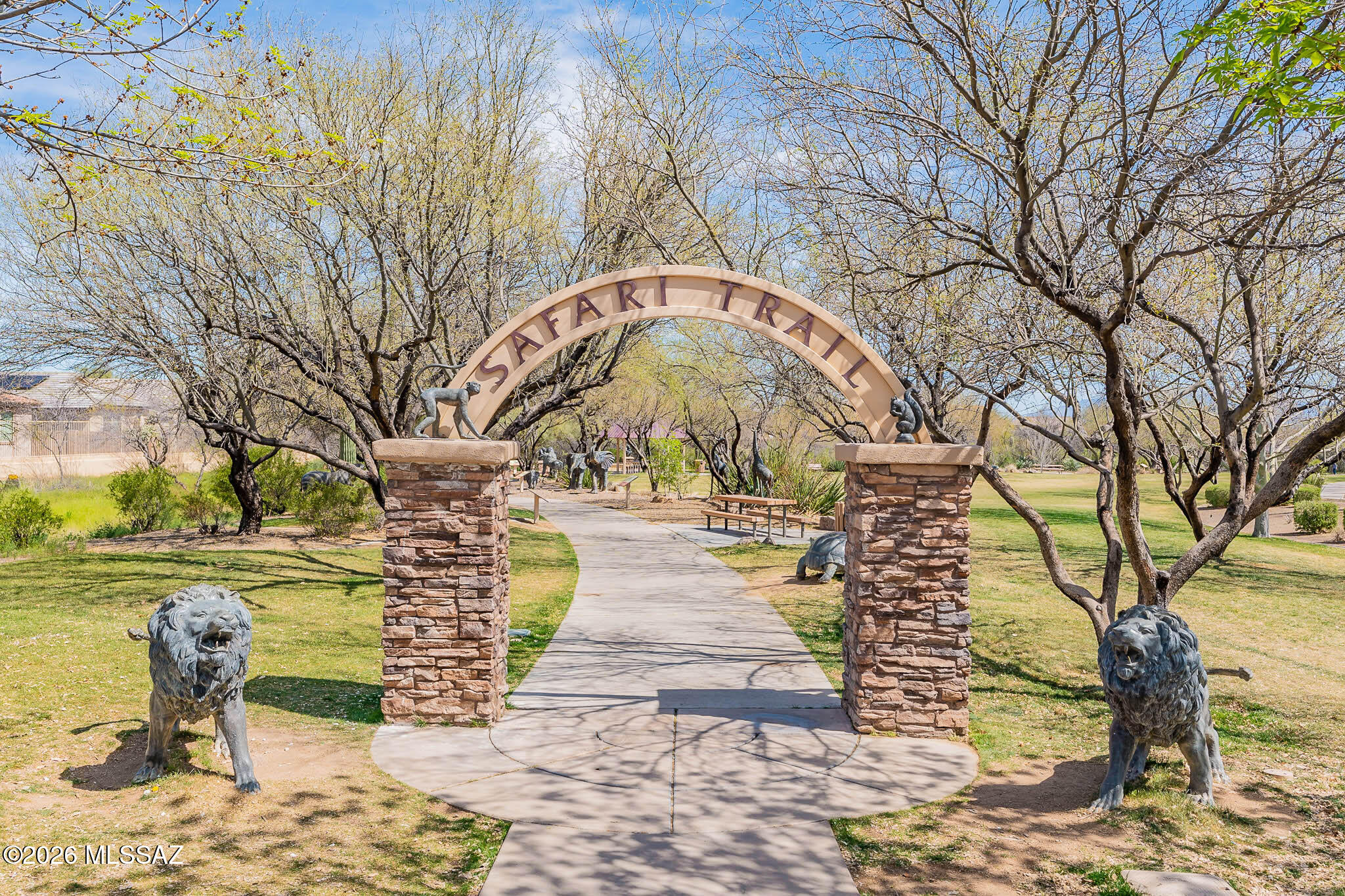 Entrada Del Rio - Residential
