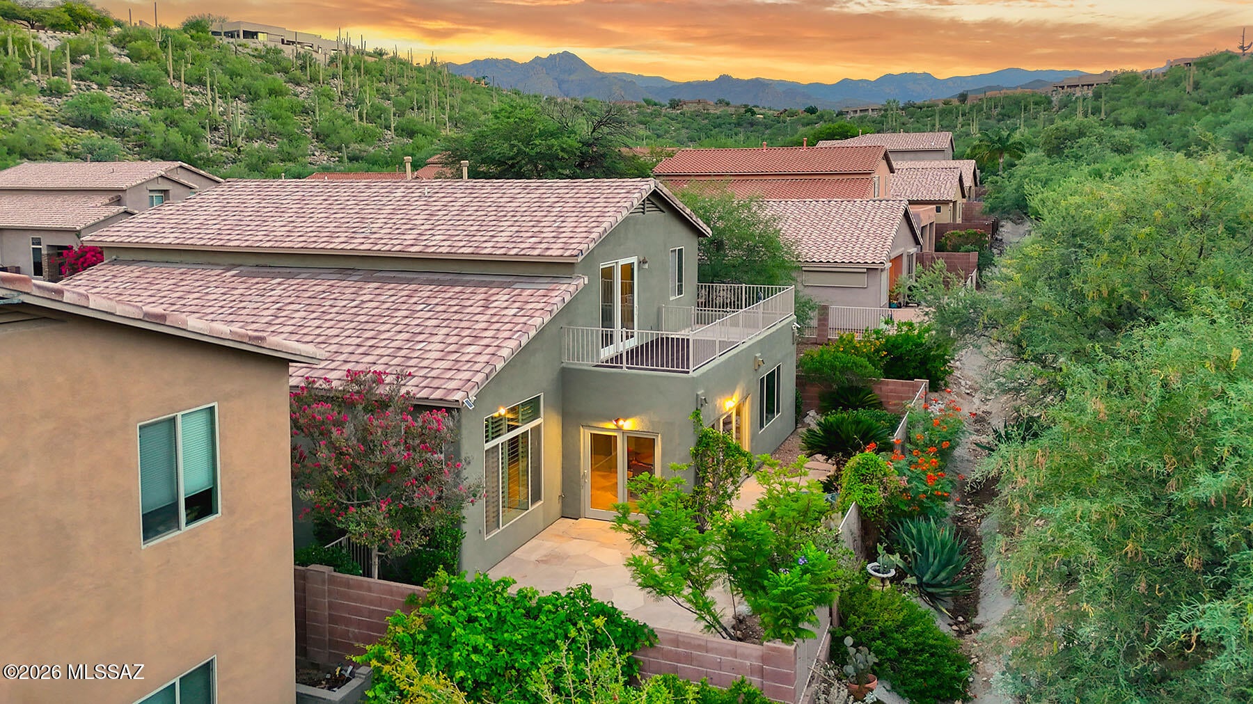 Sabino Mountain (1-290) - Residential