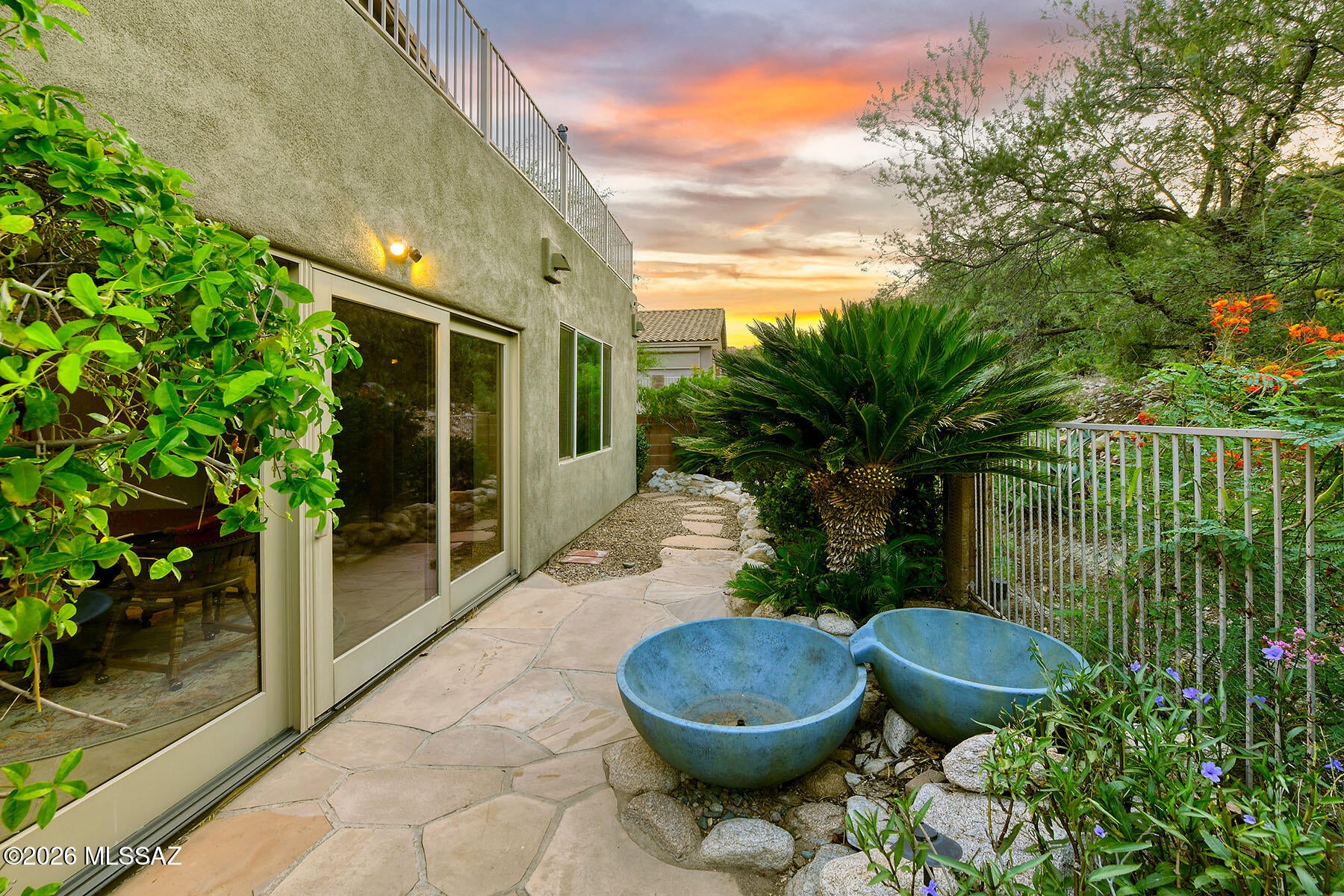Sabino Mountain (1-290) - Residential