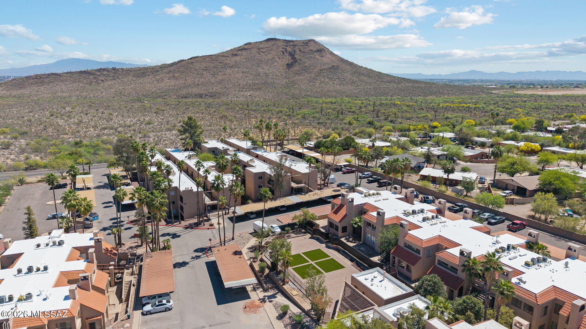 La Vida - Residential