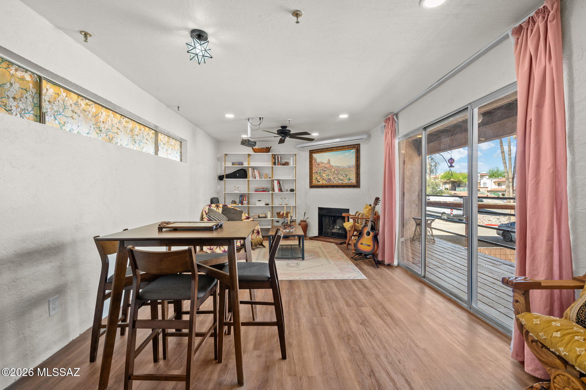 La Vida - Residential