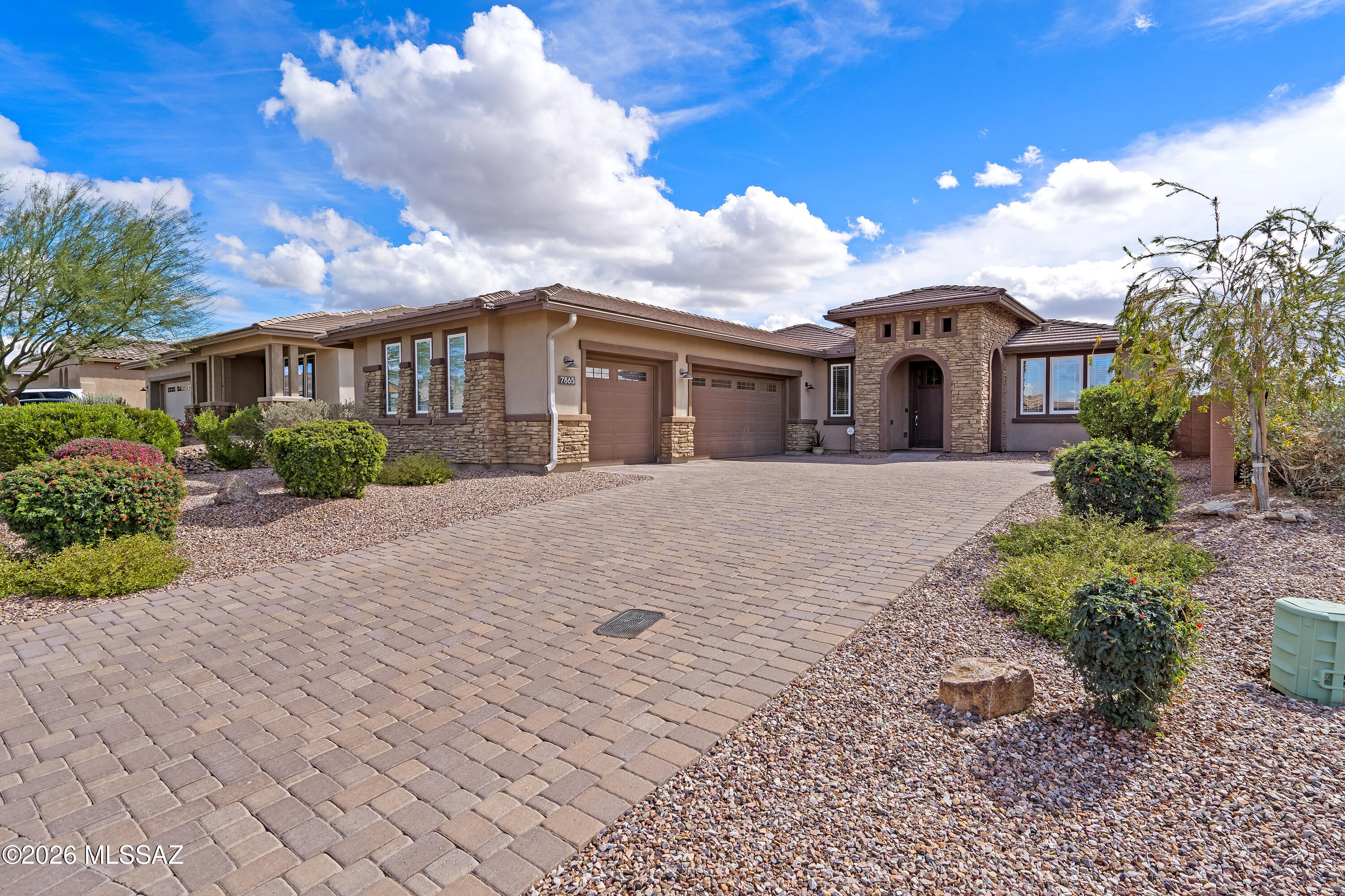 Blue Agave At Dove Mountain - Residential