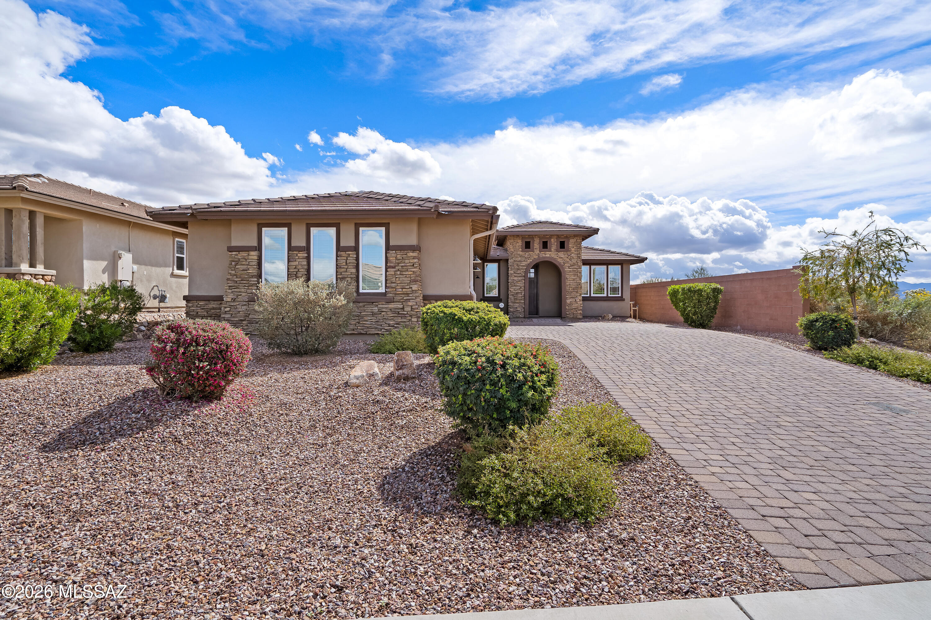 Blue Agave At Dove Mountain - Residential