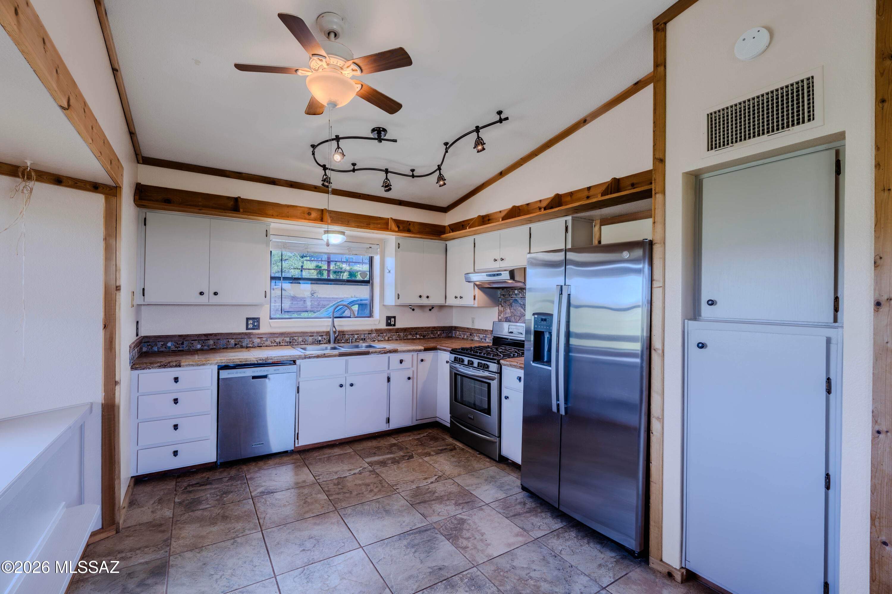 Sonoita Estates (1-18) - Residential