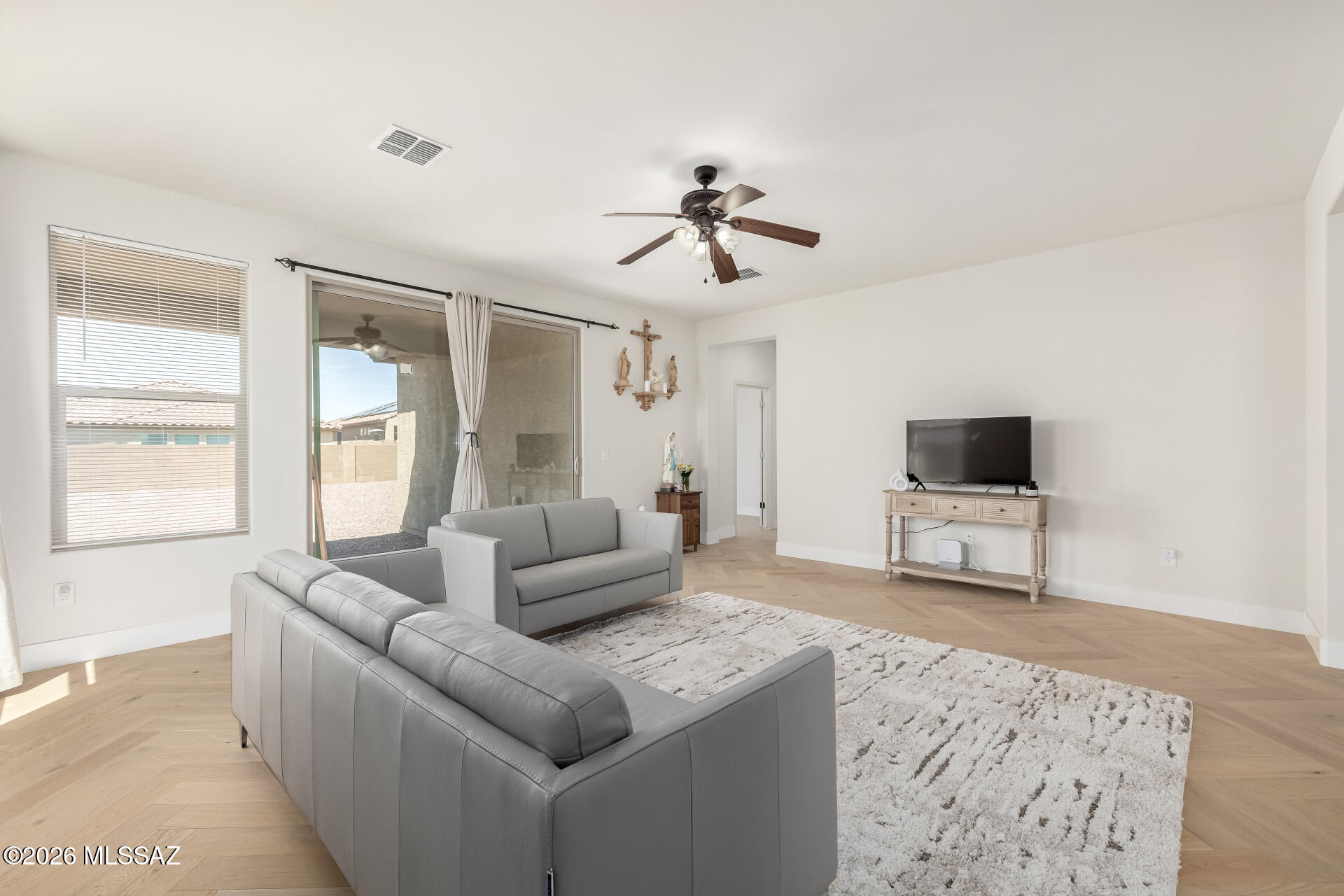 Camino De Oeste SQ20171600112 - Residential