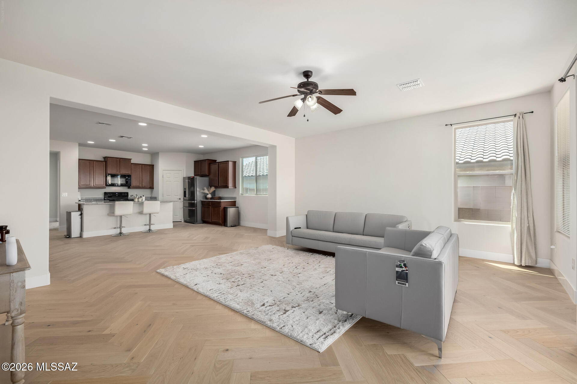 Camino De Oeste SQ20171600112 - Residential